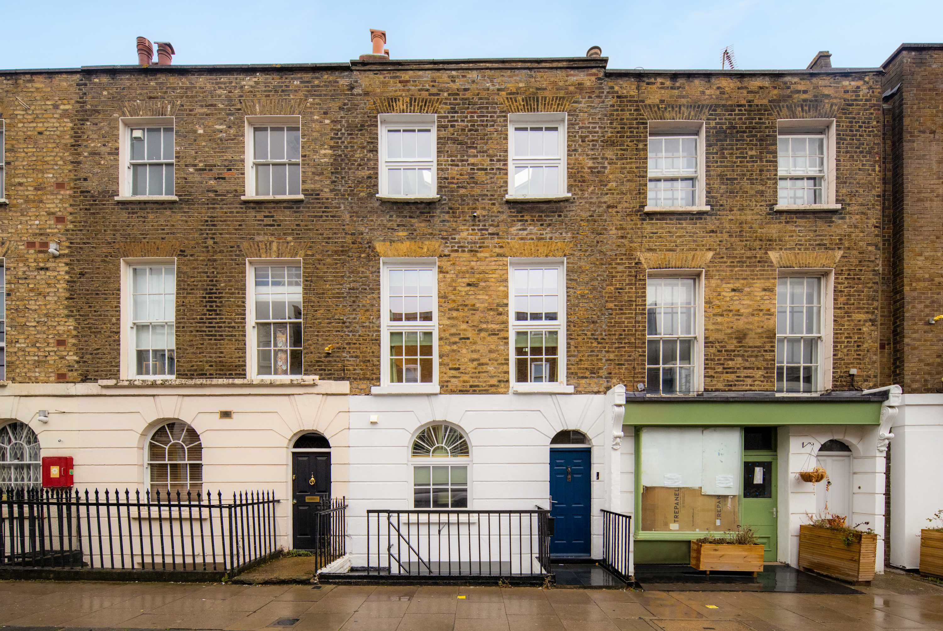 1 Min Walk to Euston Station | Modern Townhouse