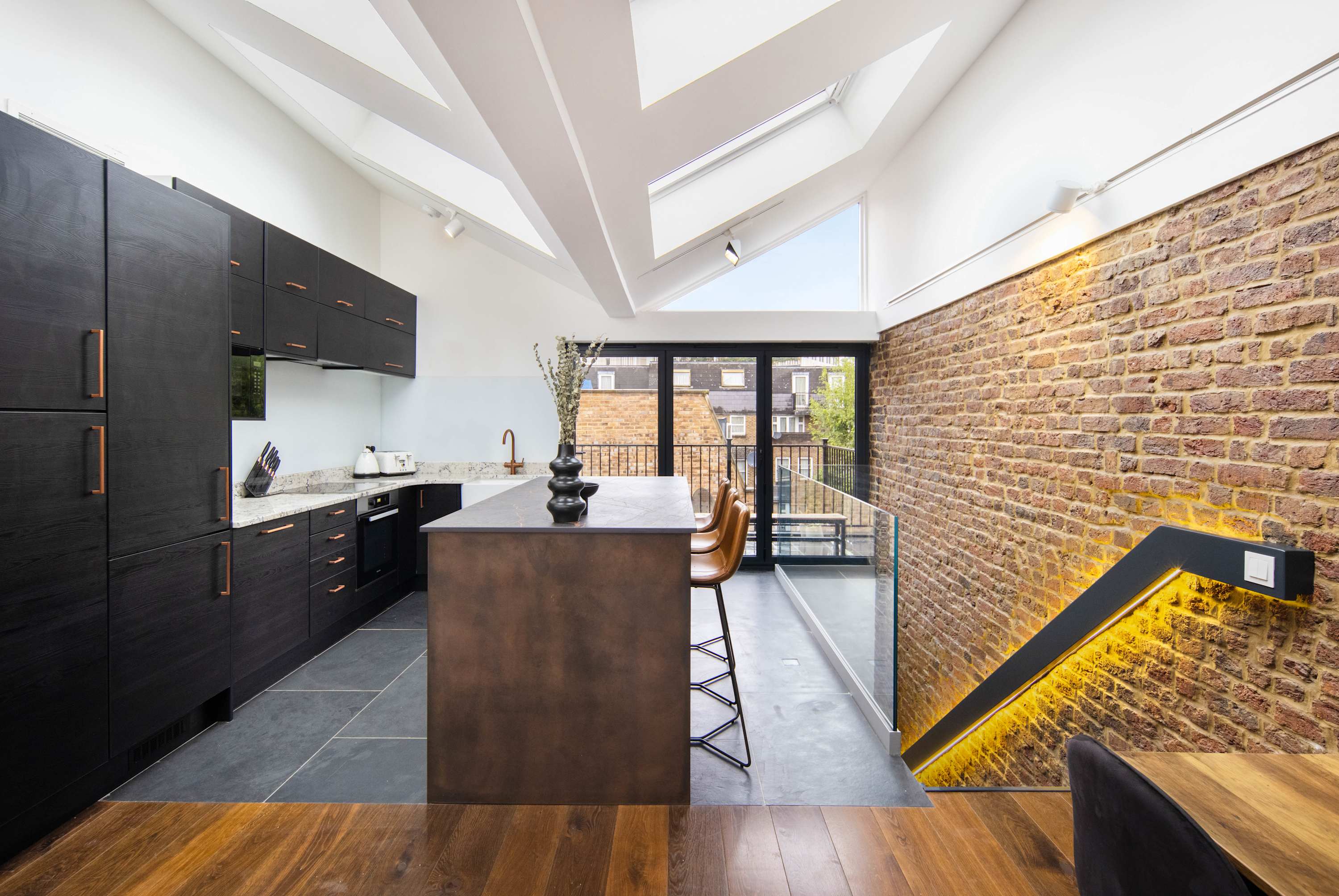 1 Min Walk to Euston Station | Modern Townhouse - Foto 10