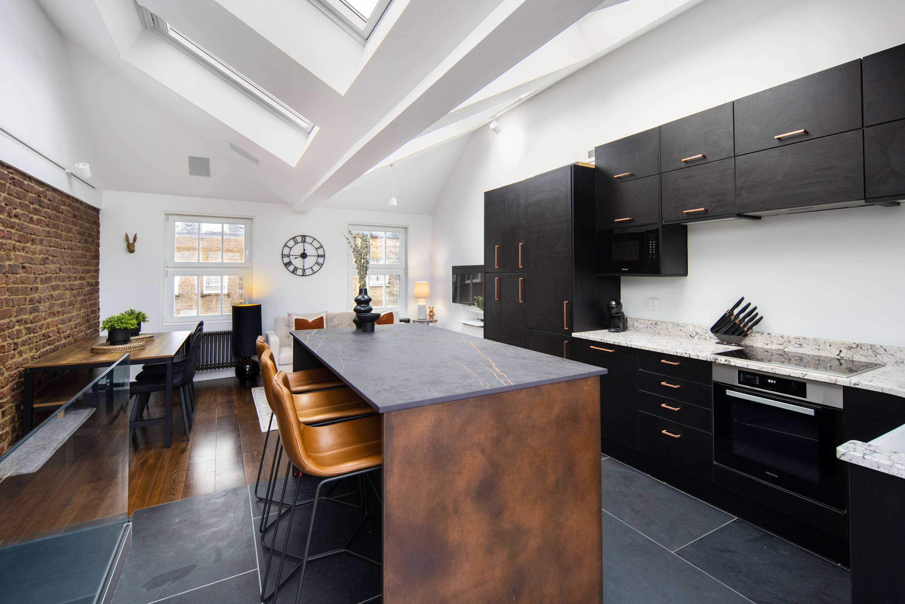 1 Min Walk to Euston Station | Modern Townhouse - Foto 13