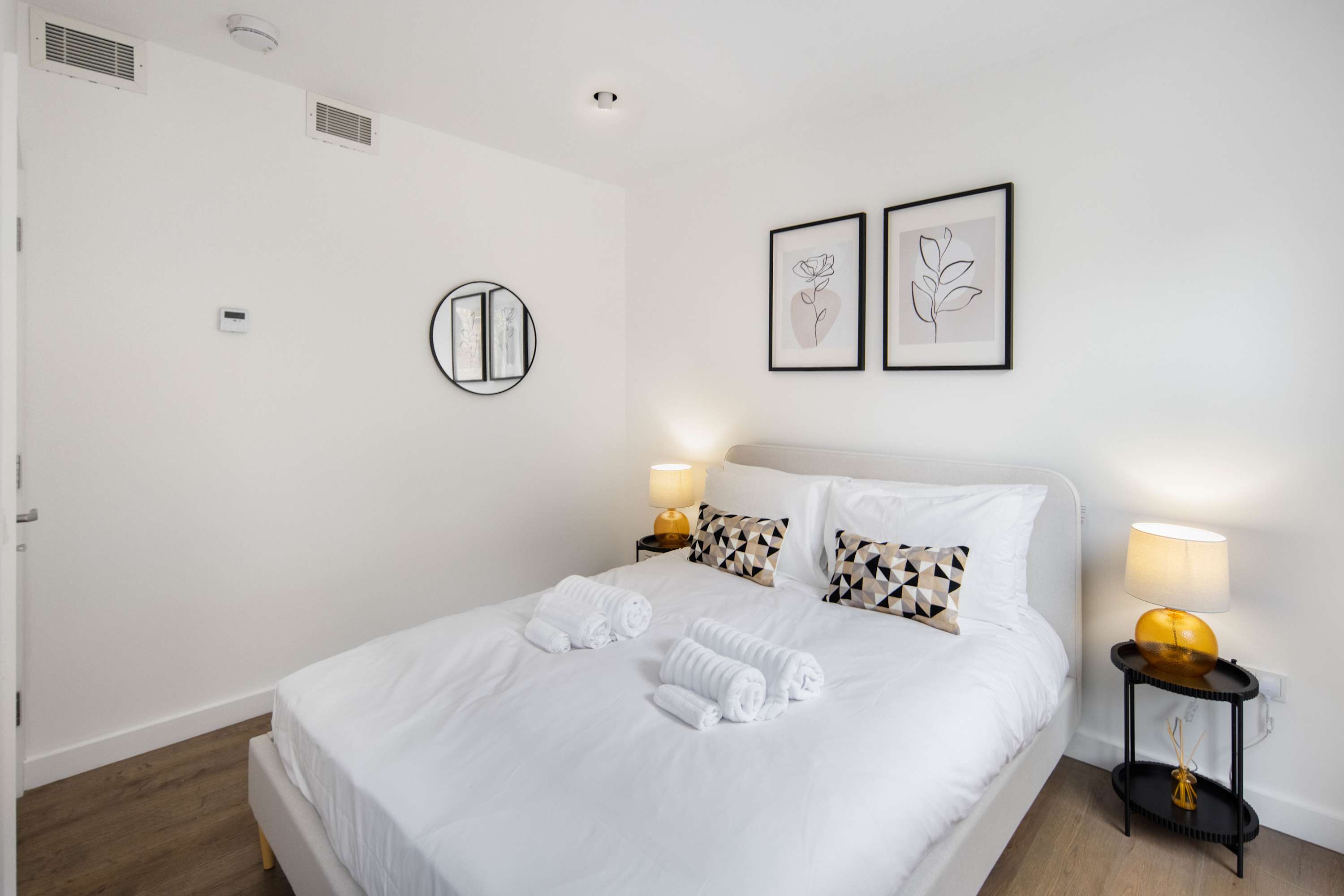1 Min Walk to Euston Station | Modern Townhouse - Foto 22