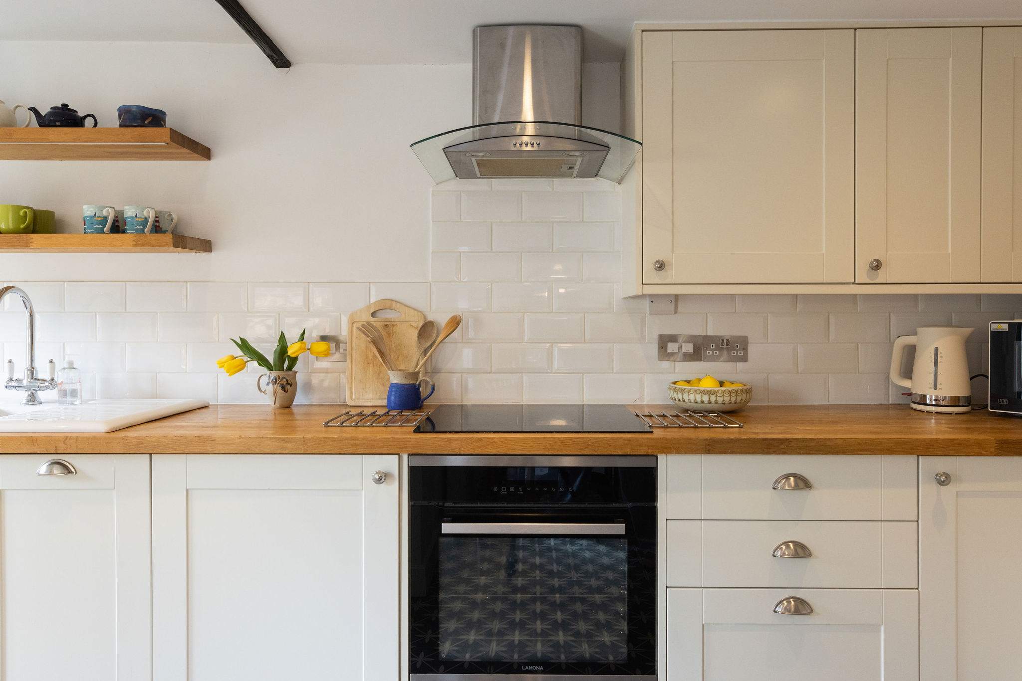 Fully equipped kitchen for easy holiday cooking