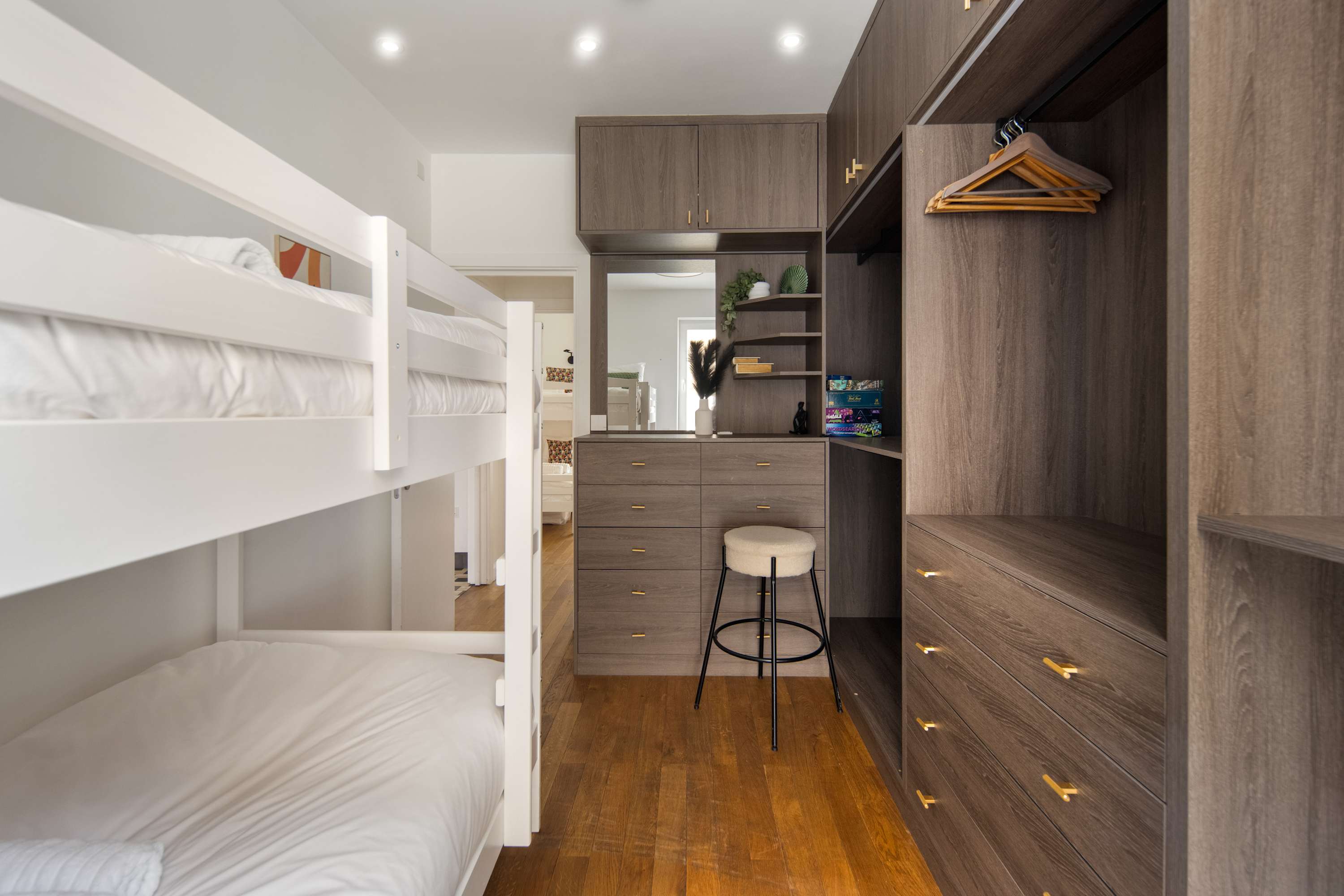1 Min Walk to Euston Station | Luxury Townhouse