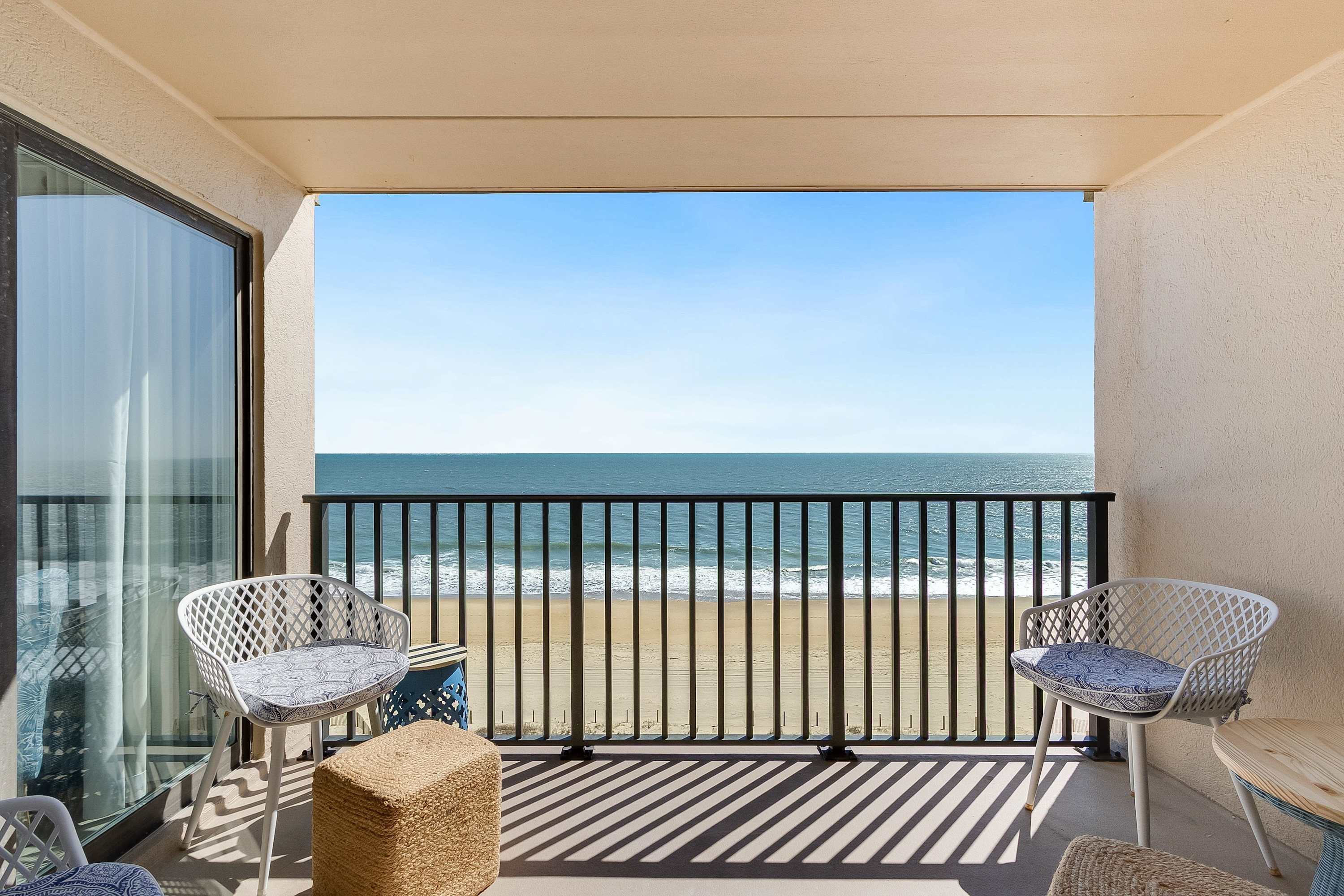 Marigot Beach 711, Ocean Front 2 bedroom