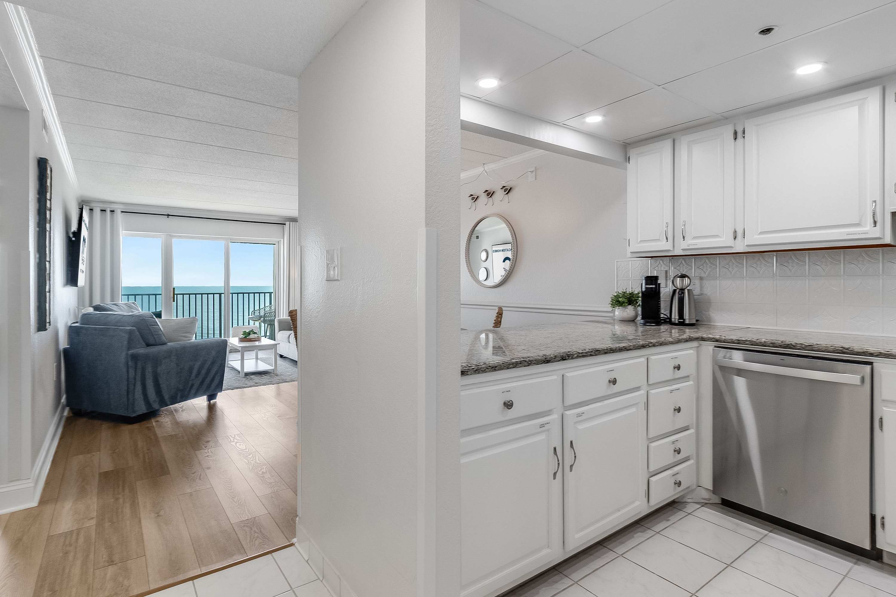 Marigot Beach 711, Ocean Front 2 bedroom