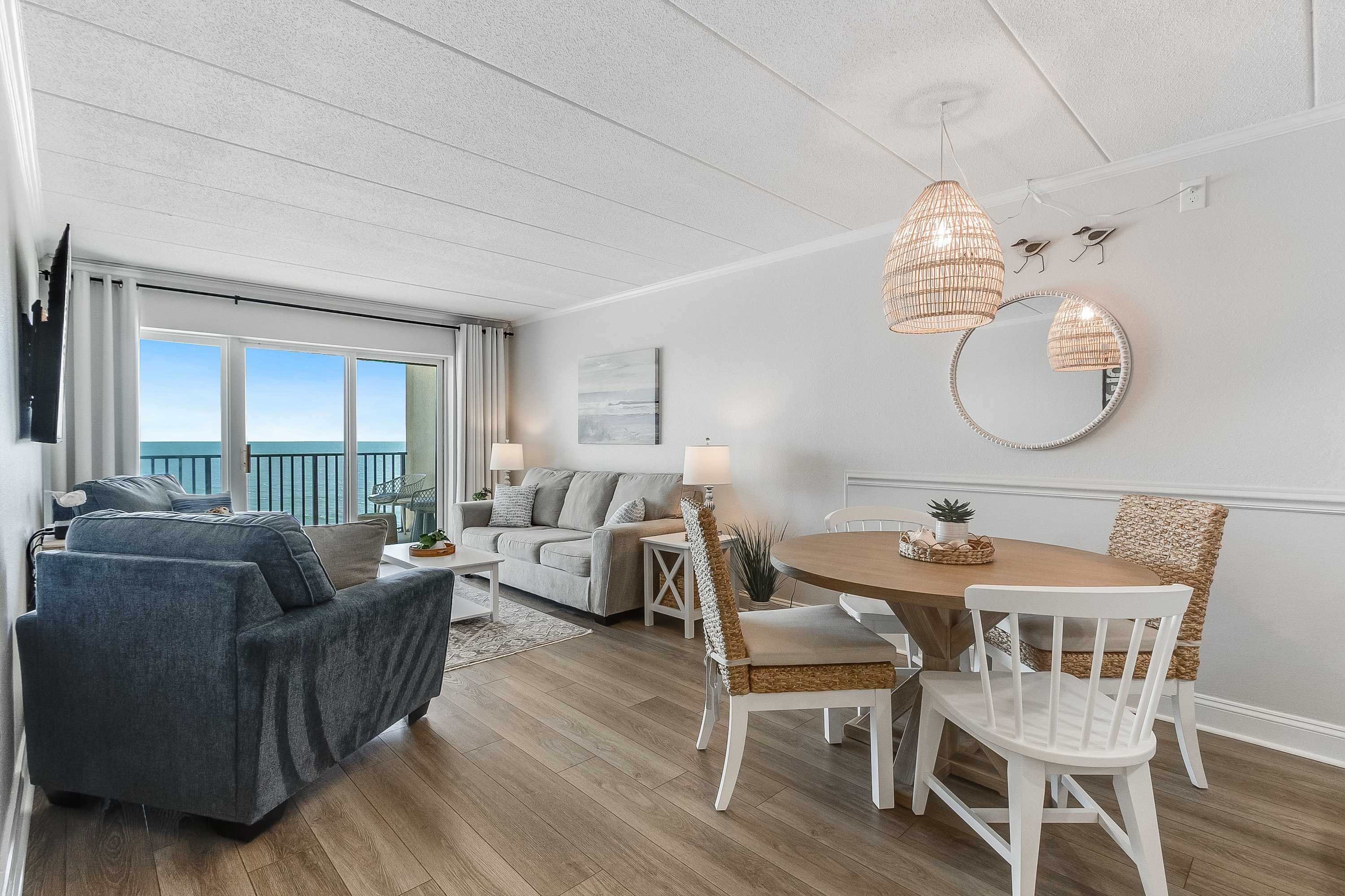 Marigot Beach 711, Ocean Front 2 bedroom