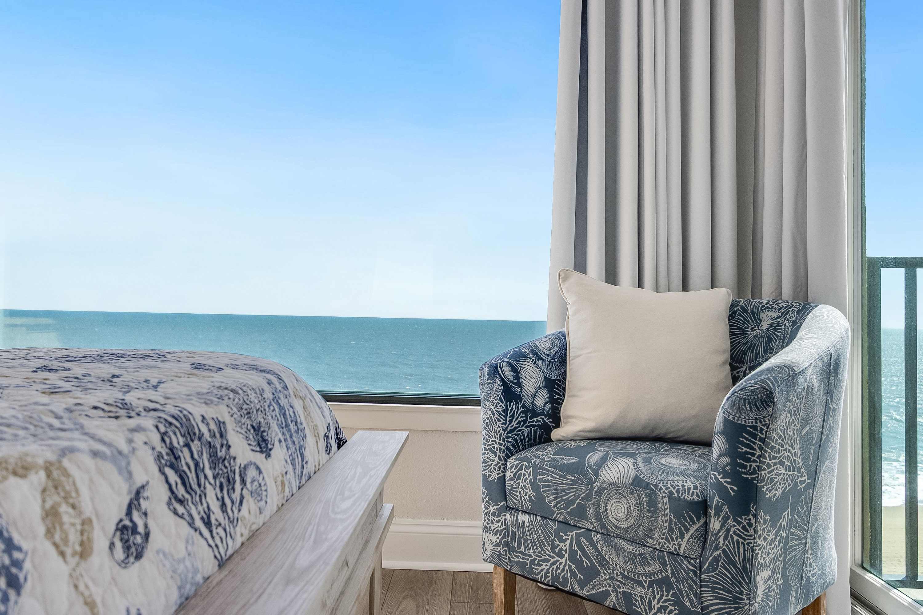 Marigot Beach 711, Ocean Front 2 bedroom