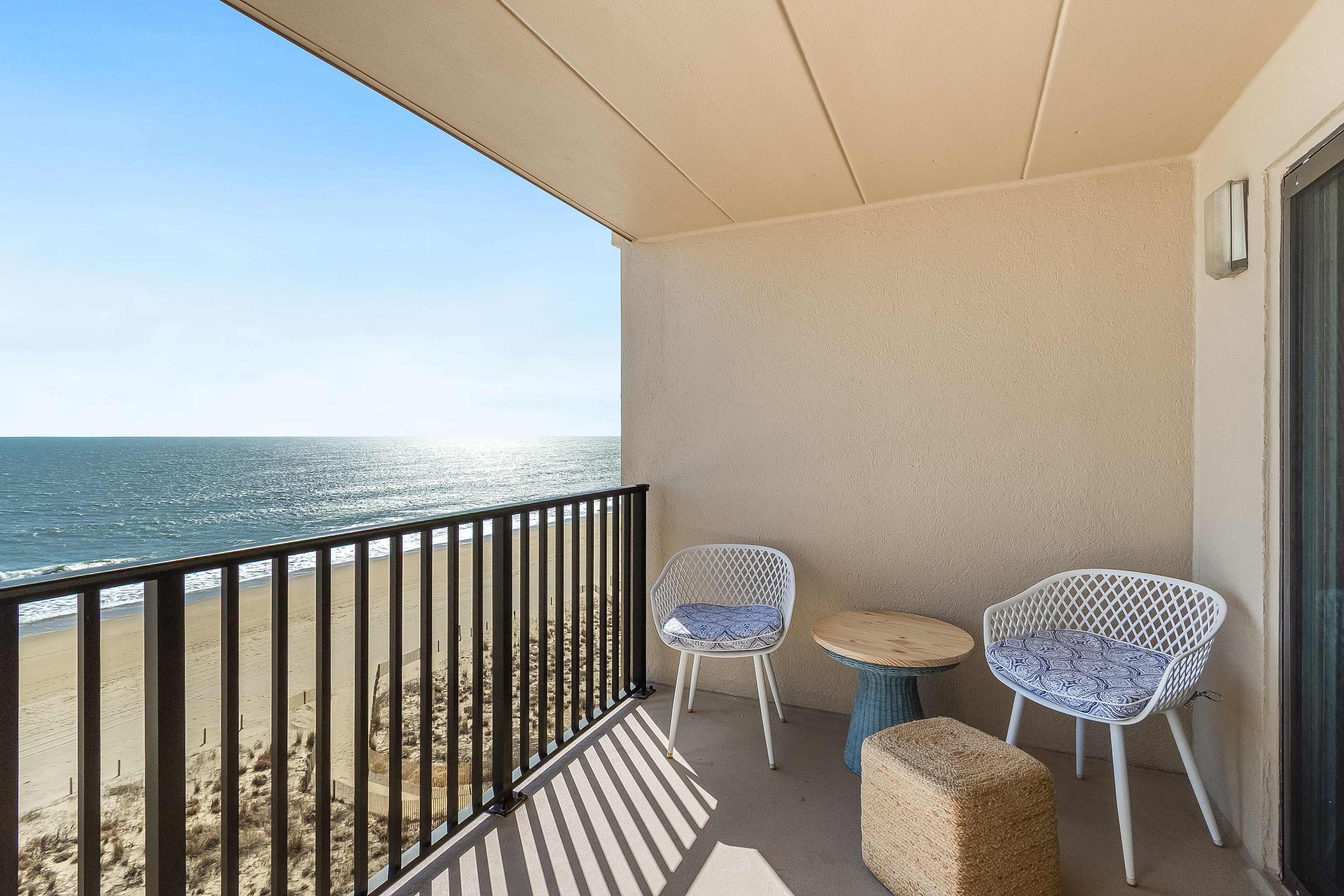 Marigot Beach 711, Ocean Front 2 bedroom