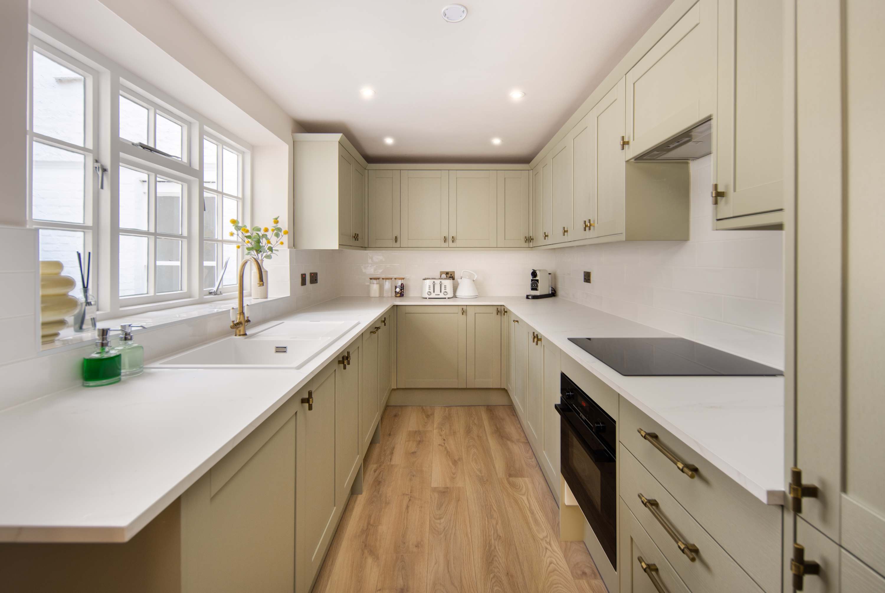 10 Mins Walk to Harrods | Belgravia Mews House