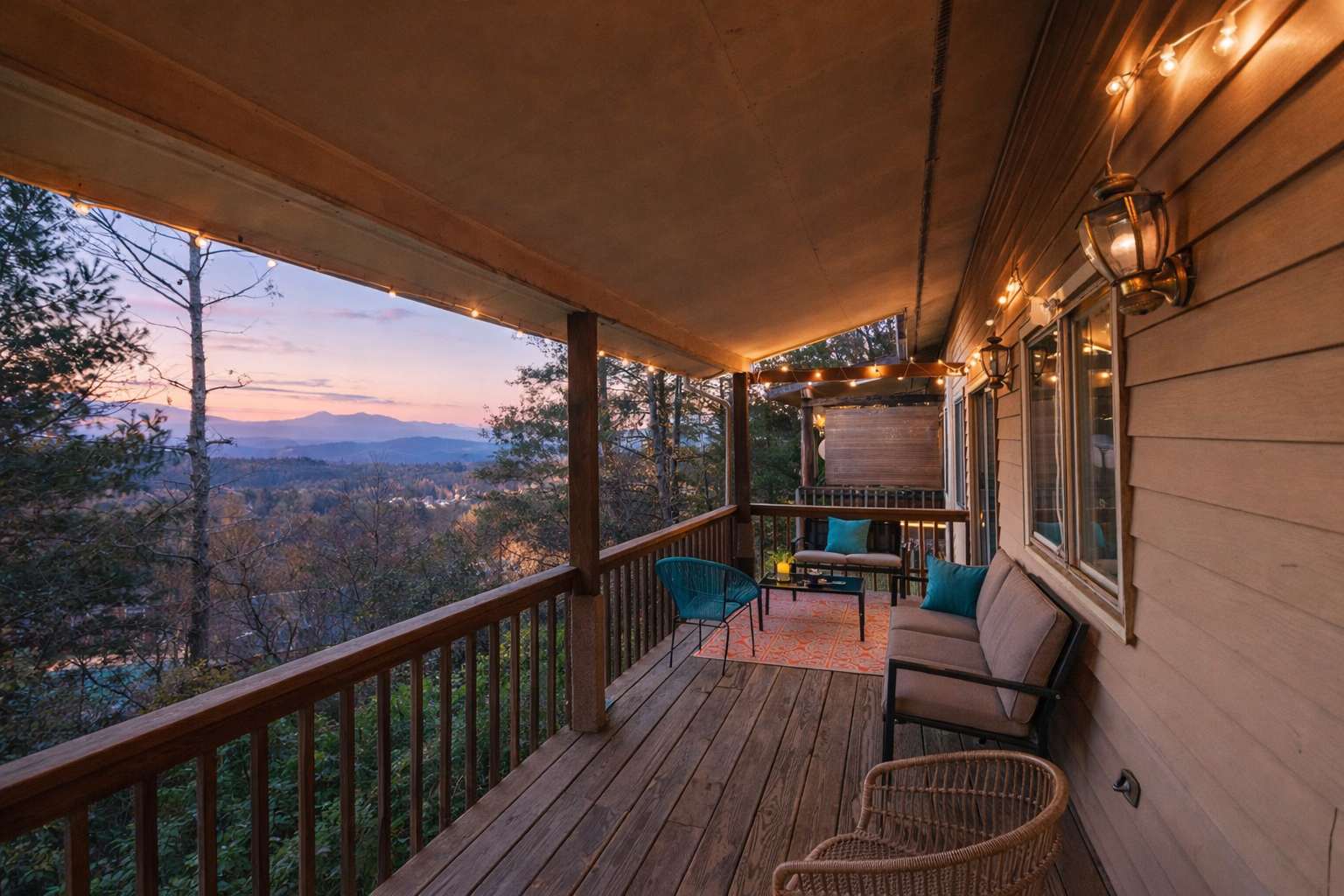 Scenic Deck And Spacious Living Area - Inviting Retreat - Johnson City