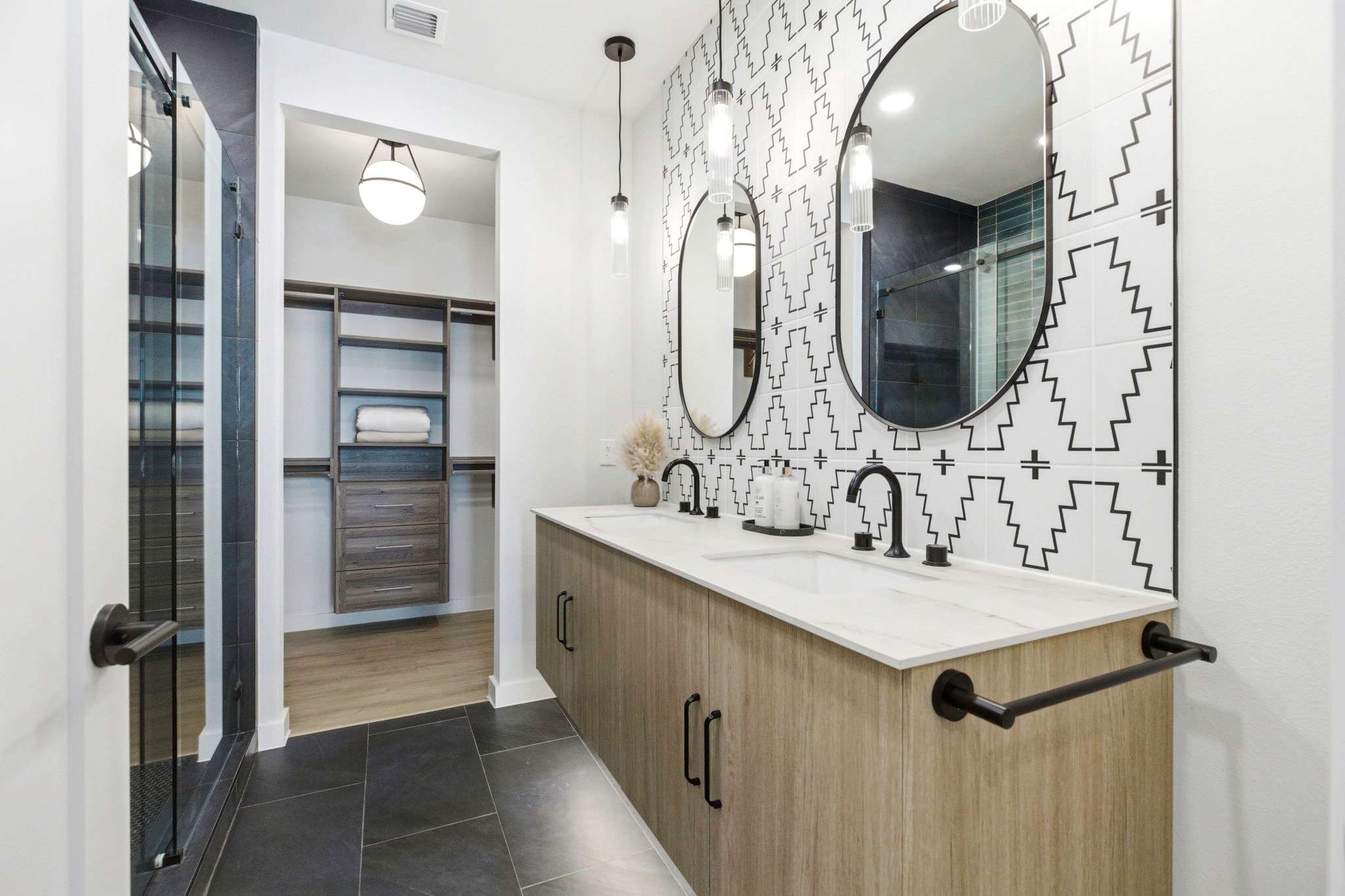 Dovetail 1110 | Photo 15