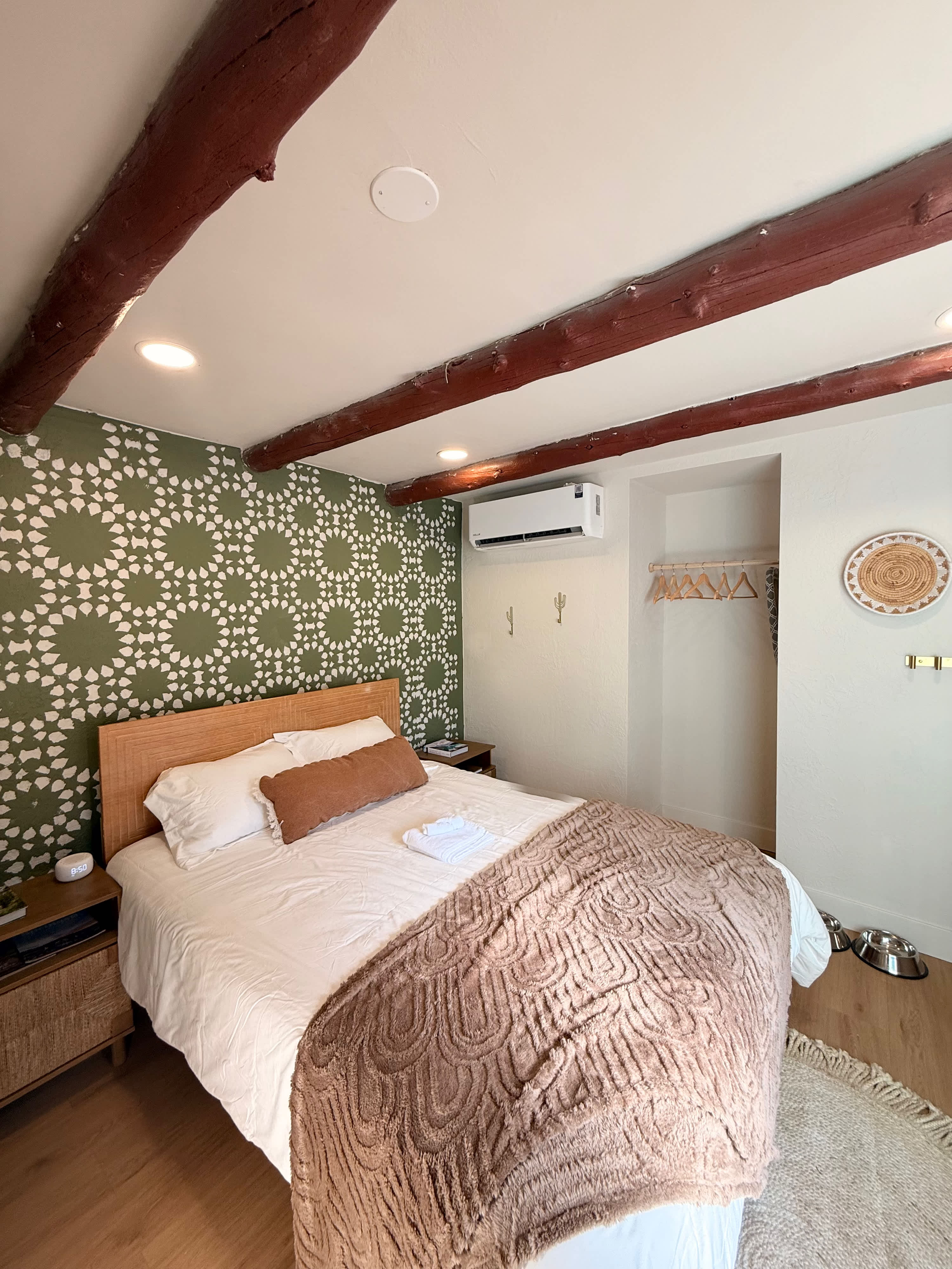 Bright Studio in Manitou Springs | Walk Downtown — Manitou Springs, CO — vacation rental