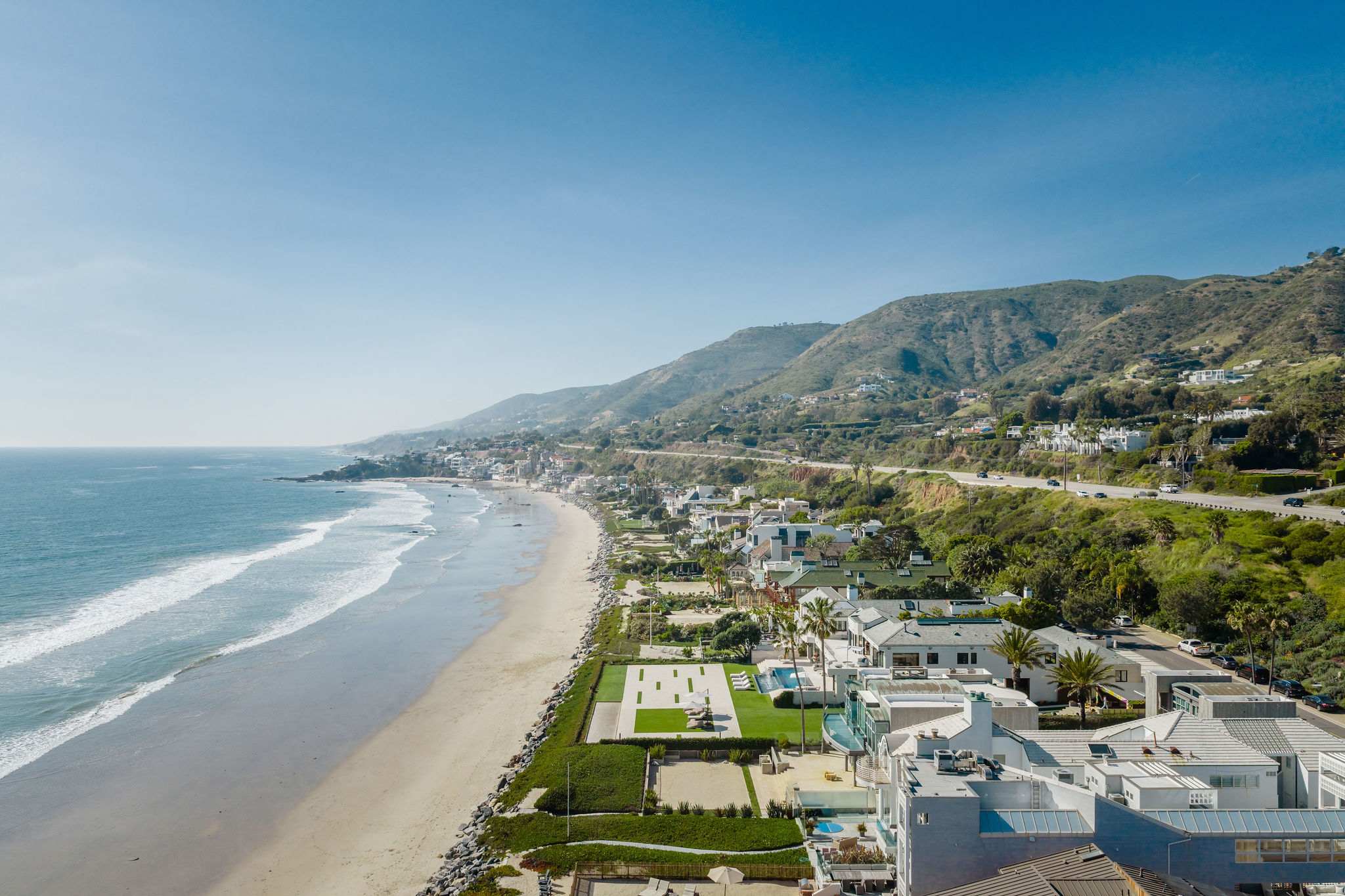 Aerial view along Broad Beach with direct proximity to the estate.