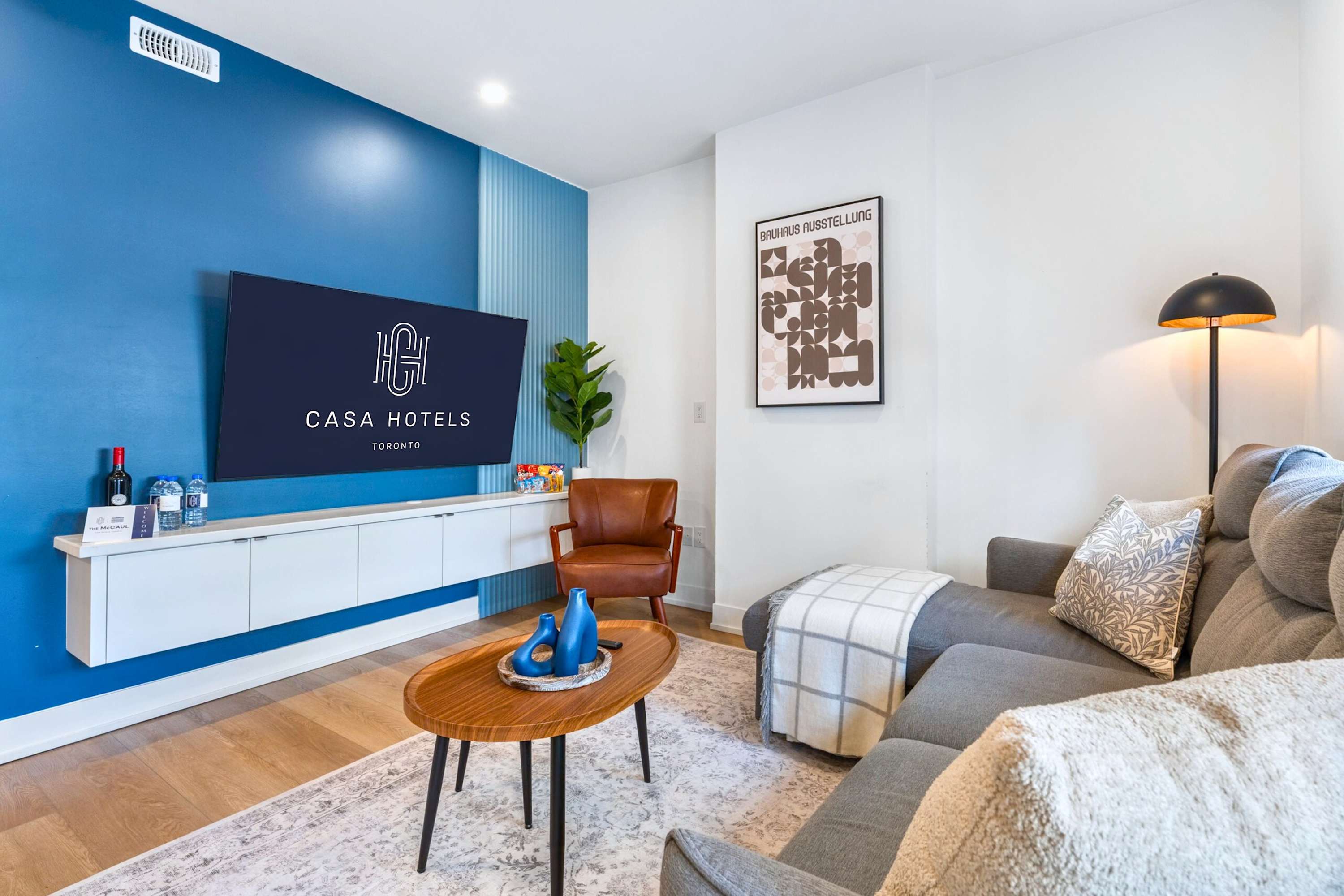 The McCaul Cozy DT Stay Near FIFA 7