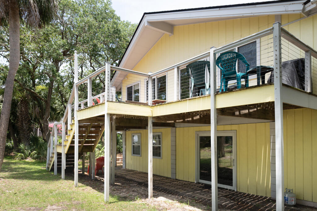 601 Dolphin Road | Photo 13