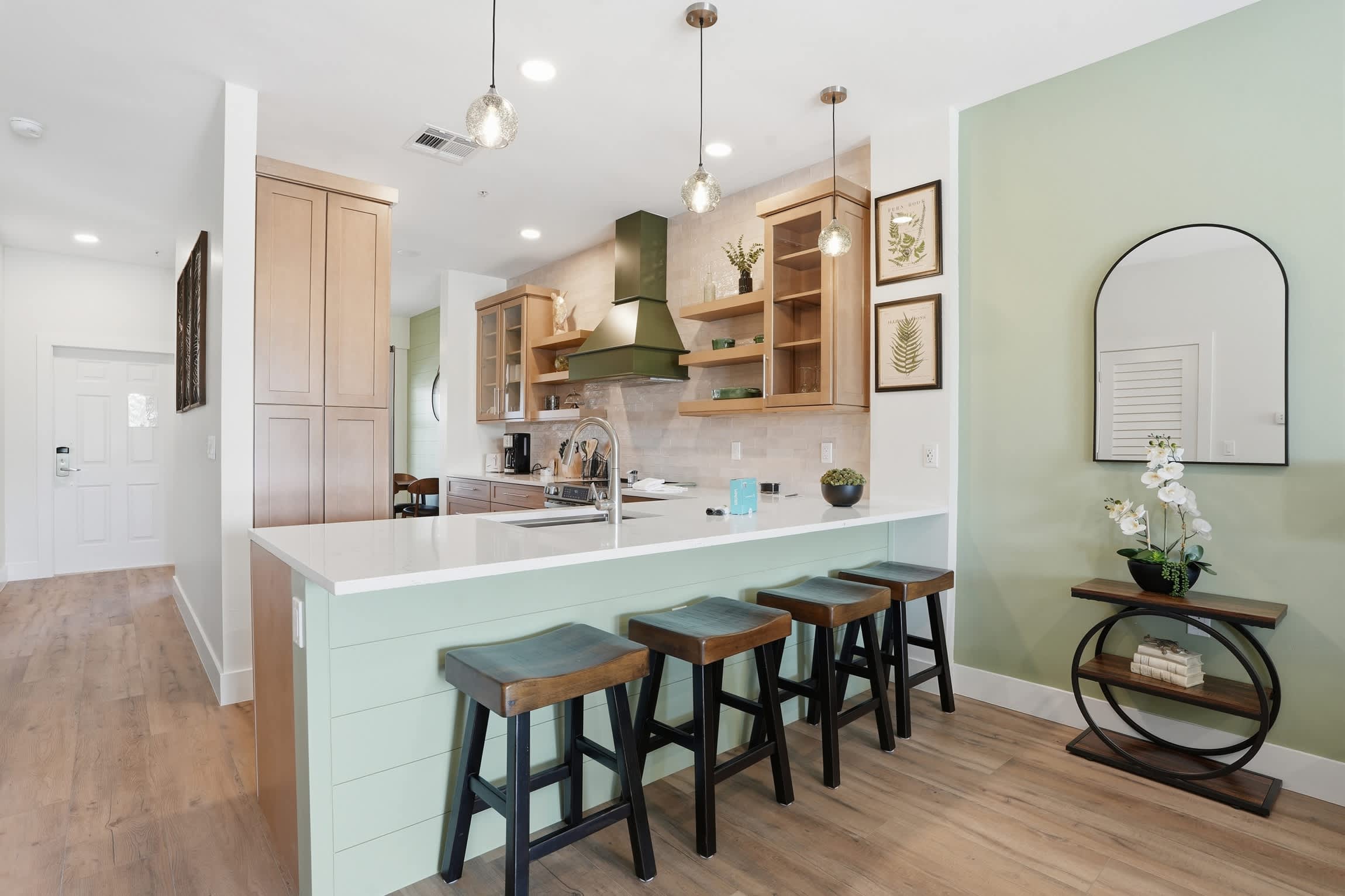 1522 Complete Luxury Golf and Lake View | Photo 10