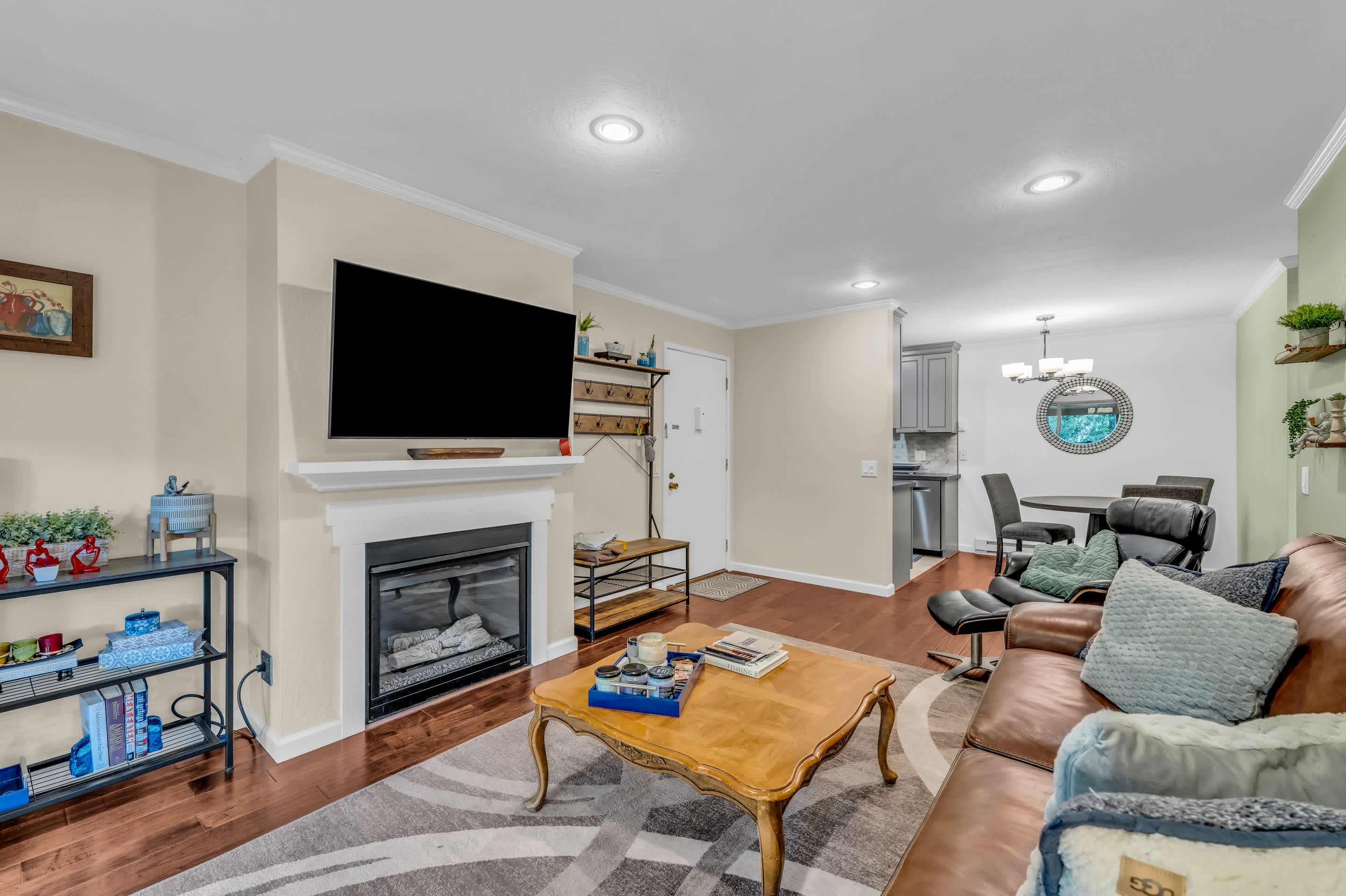 Golden Garden - a peaceful Monterey retreat