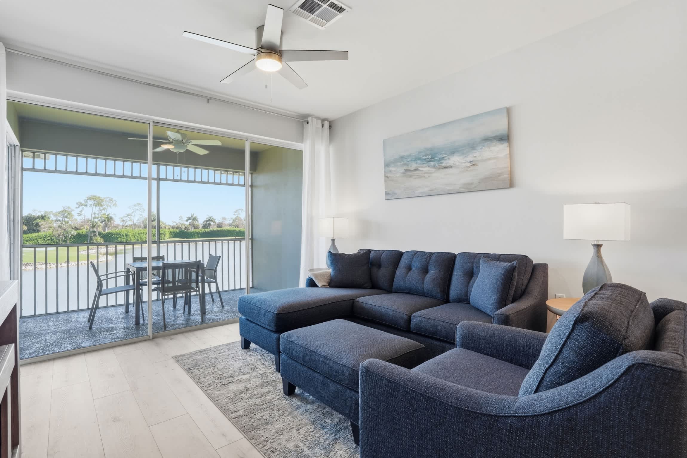 Green Links Premium 2 Bedroom Den Villa | Photo 6