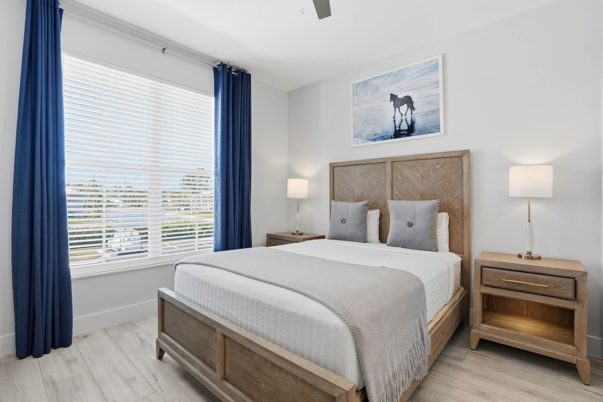 Green Links Two Plus Den Premium Villa | Photo 4