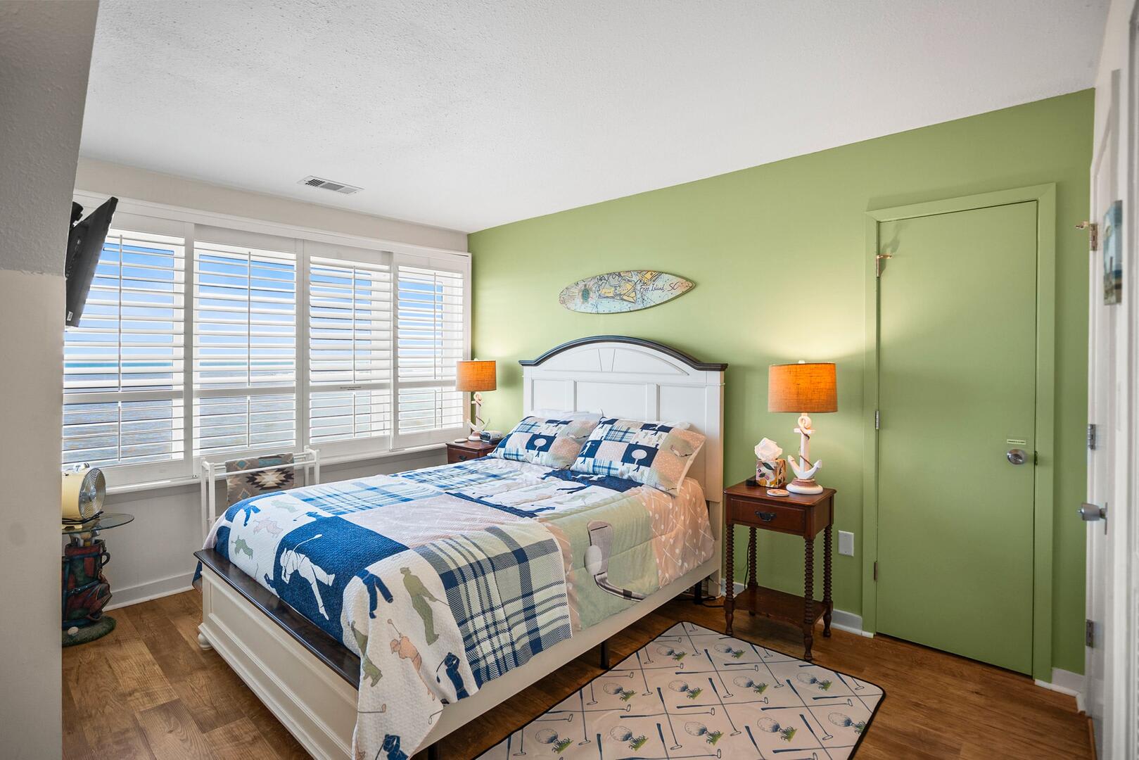 Guest Bedroom 2 with Queen Bed and Full En Suite Bathroom