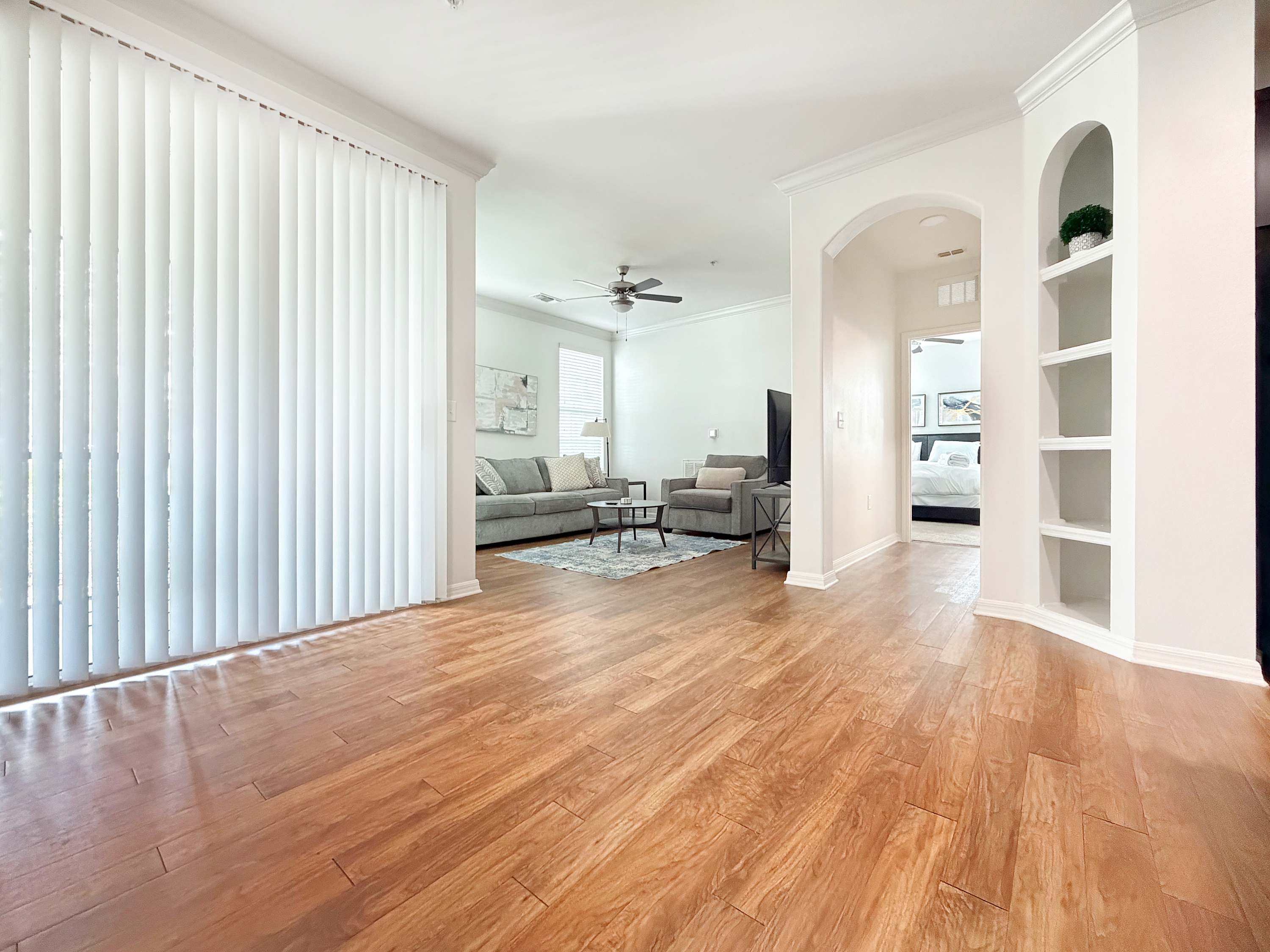 Tranquil 1 BR Apt on 1st Floor, Prime North Tampa Area