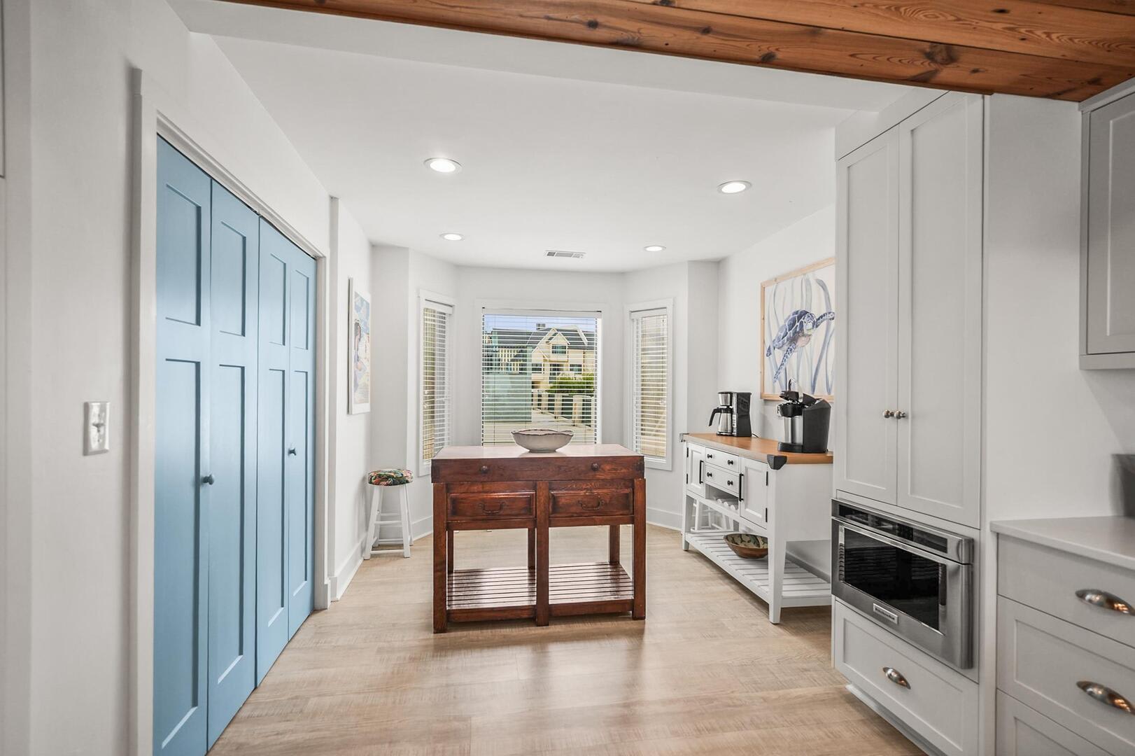 Kitchen/Coffee Nook/ Laundry Area