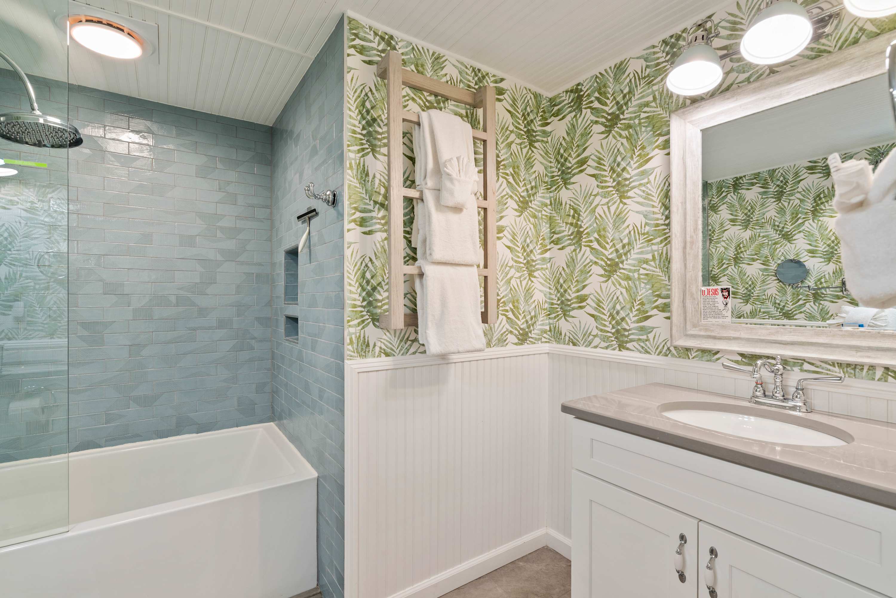 Navarre Towers 101 3 Bedroom | Photo 25