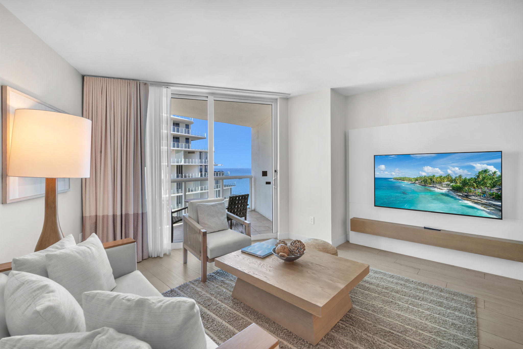Stay Salty - Beach Front Condo
