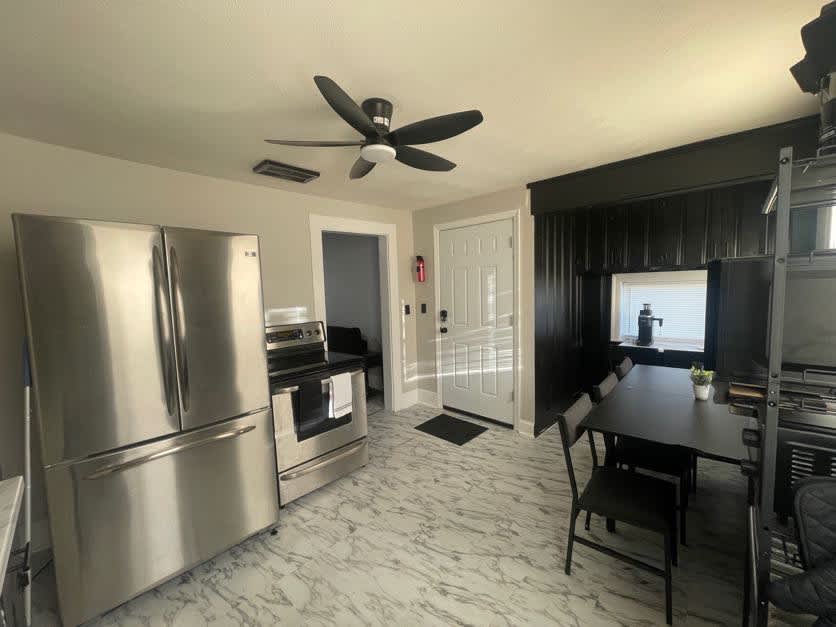 Kitchen and Dining Room — photo 1