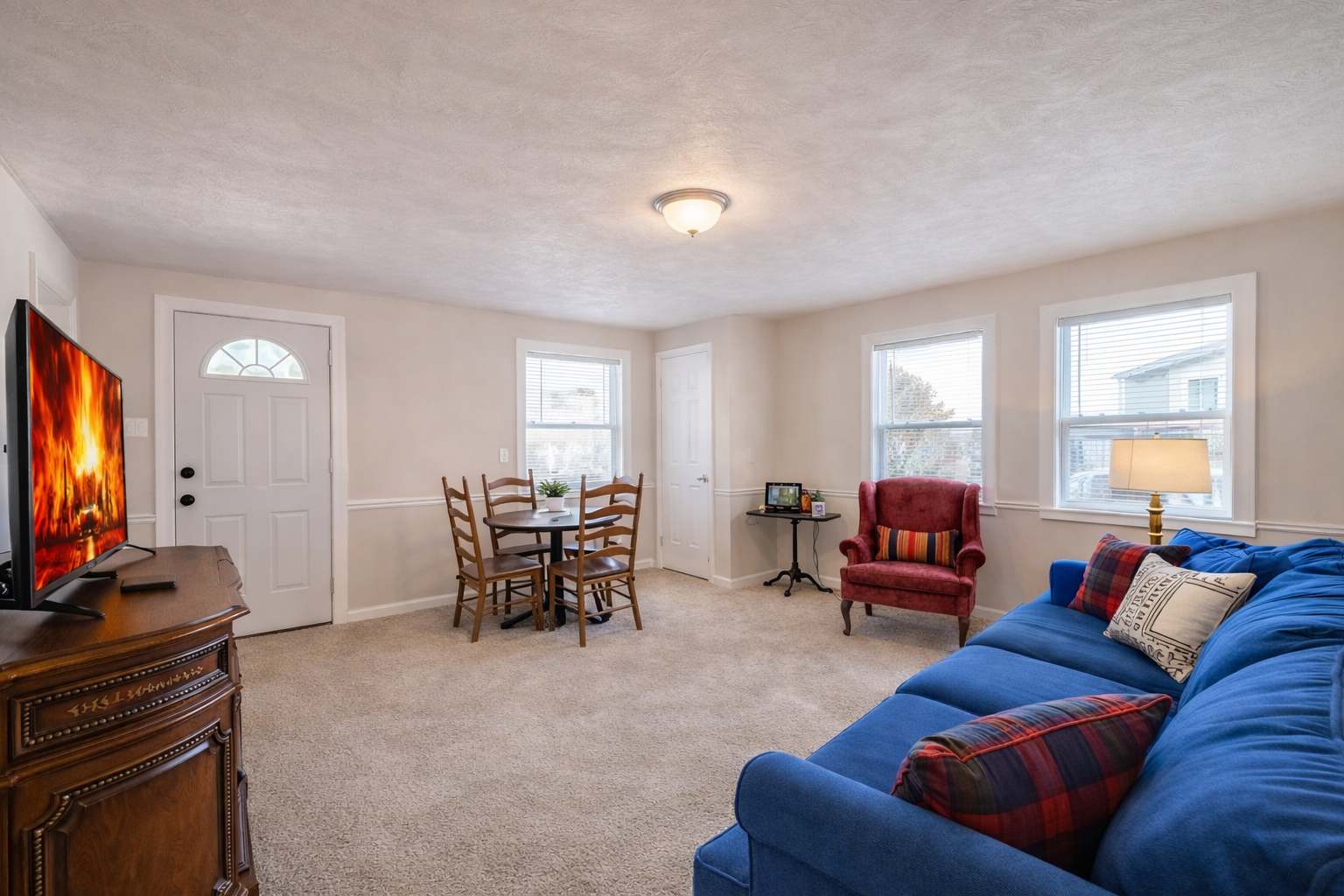 Spacious 4BR | Sleeps 8 | 5 Min to S&T & Downtown — Rolla, MO — vacation rental