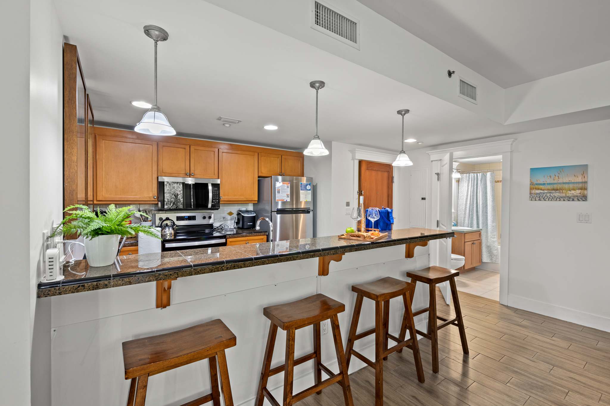 Baytowne Bliss at Lasata with Heated Pool & Golf Cart - Picture 8