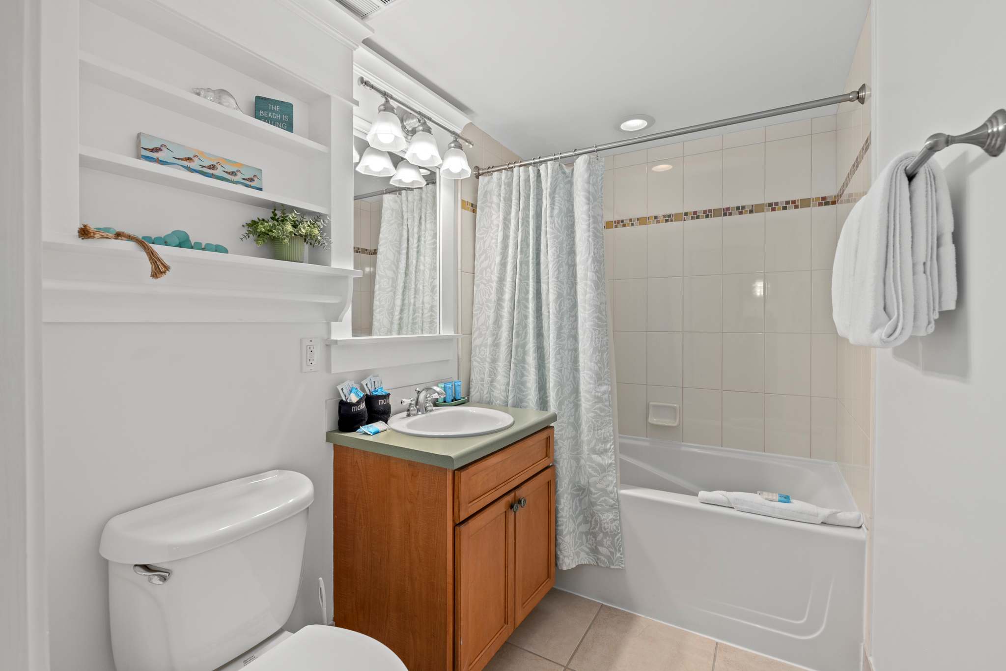 Baytowne Bliss at Lasata with Heated Pool & Golf Cart - Picture 20