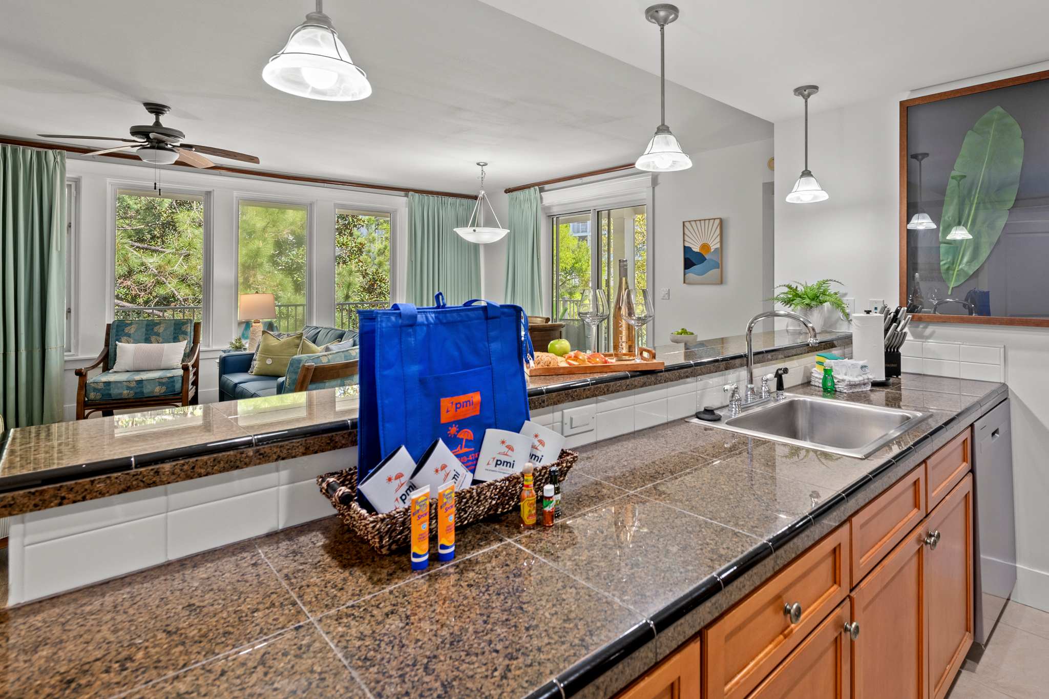 Baytowne Bliss at Lasata with Heated Pool & Golf Cart - Picture 32