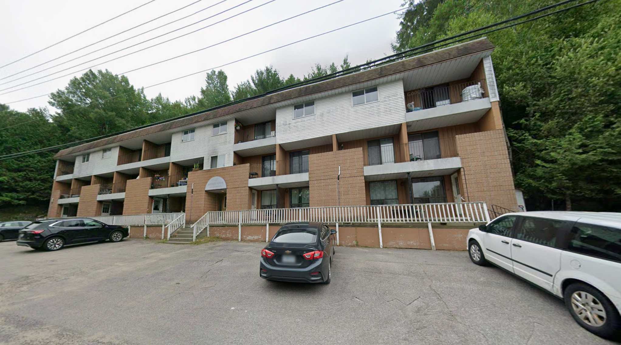 Renovated 1-bedroom Suite #12 in Haliburton