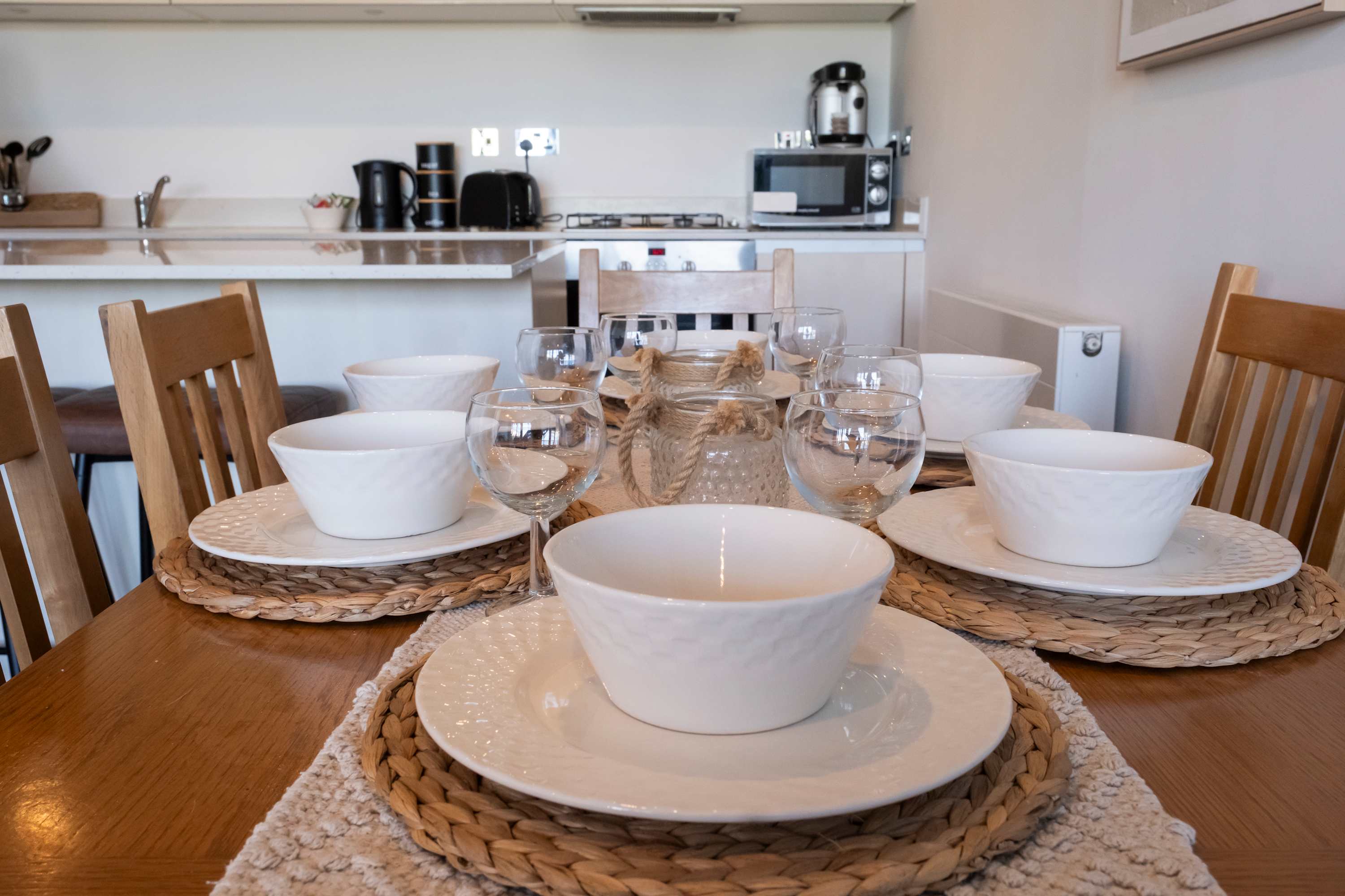 View Luxury Fistral Beach Apartment Newquay, Cornwall Parking in 28 Zinc Apartments, Headland Road 2-10 TR7 1FD Luxury Fistral Beach Apartment Newquay, Cornwall Parking in 28 Zinc Apartments, Headland Road 2-10 TR7 1FD - Property image 19 - VivreStays