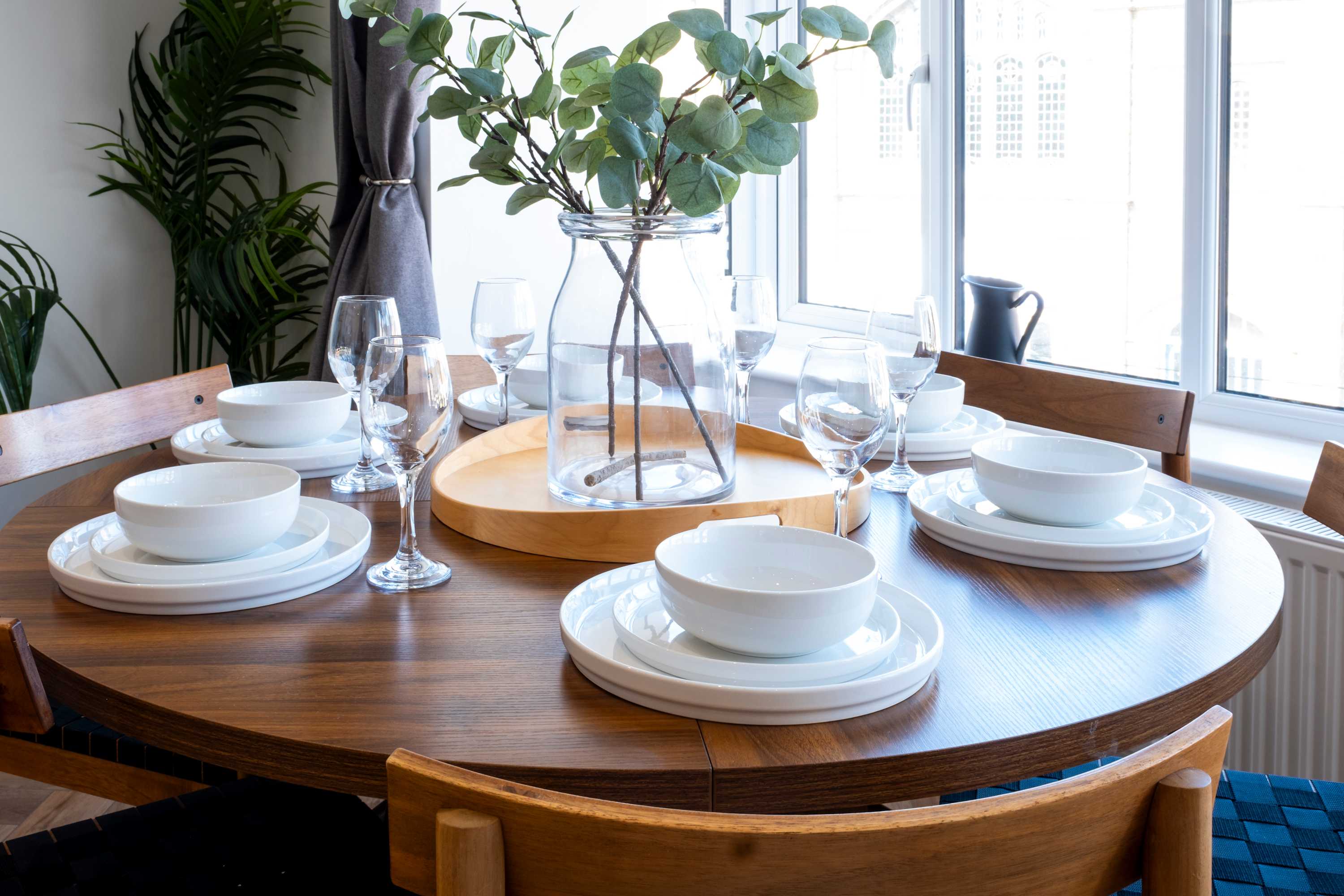 View Luxury Apartment Newquay Sea Views Pet Friendly in 8B Manor Road TR7 1JQ Luxury Apartment Newquay Sea Views Pet Friendly in 8B Manor Road TR7 1JQ - Property image 24 - VivreStays