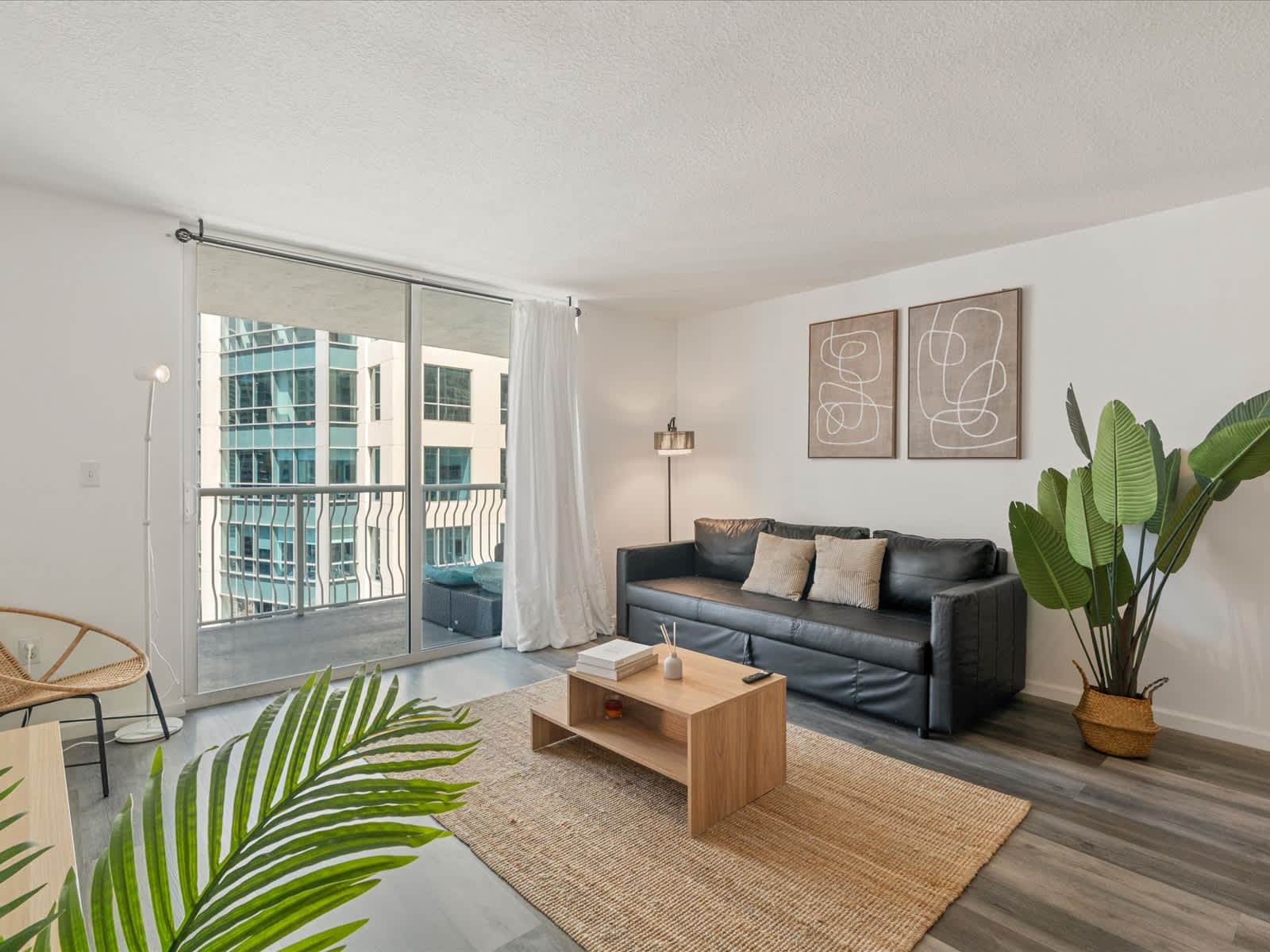 Brickell 1BR ⢠Skyline / Pool ⢠FIFA Fan Fest