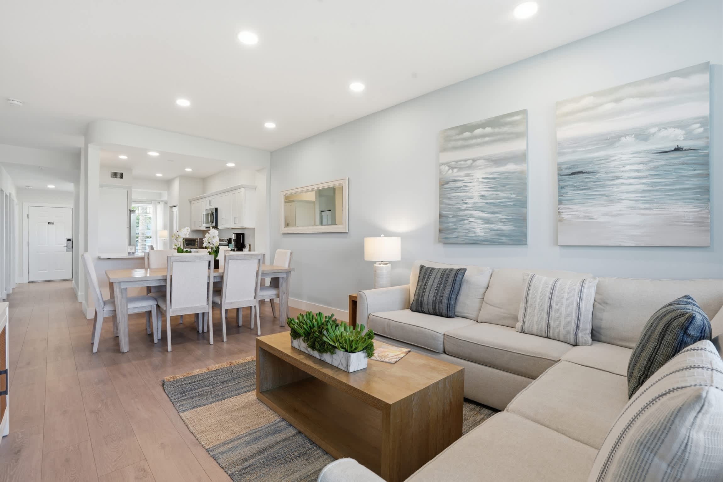 1516 Amazing Golf and Lake View in Luxury Villa | Photo 10