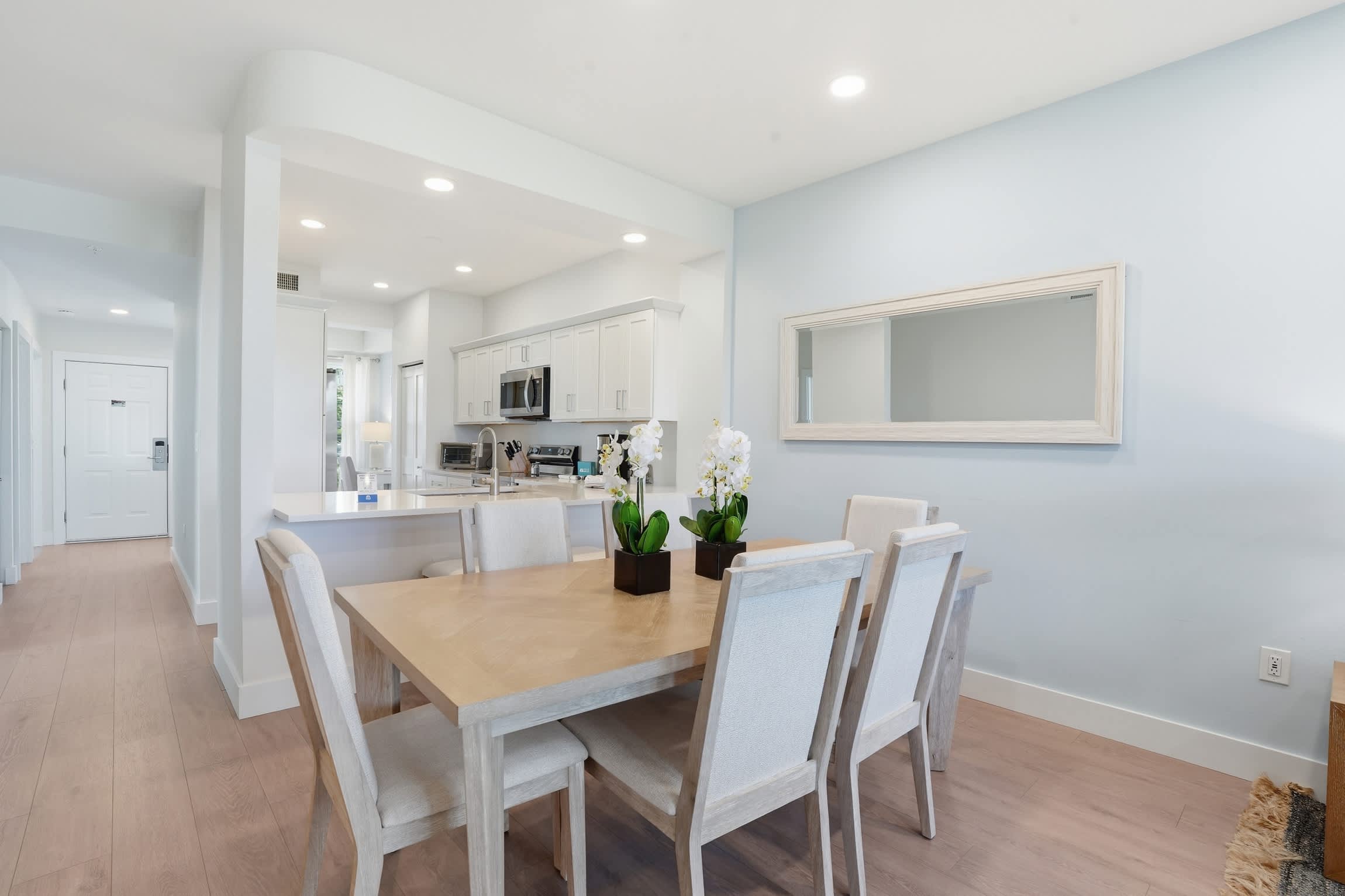 1516 Amazing Golf and Lake View in Luxury Villa | Photo 14