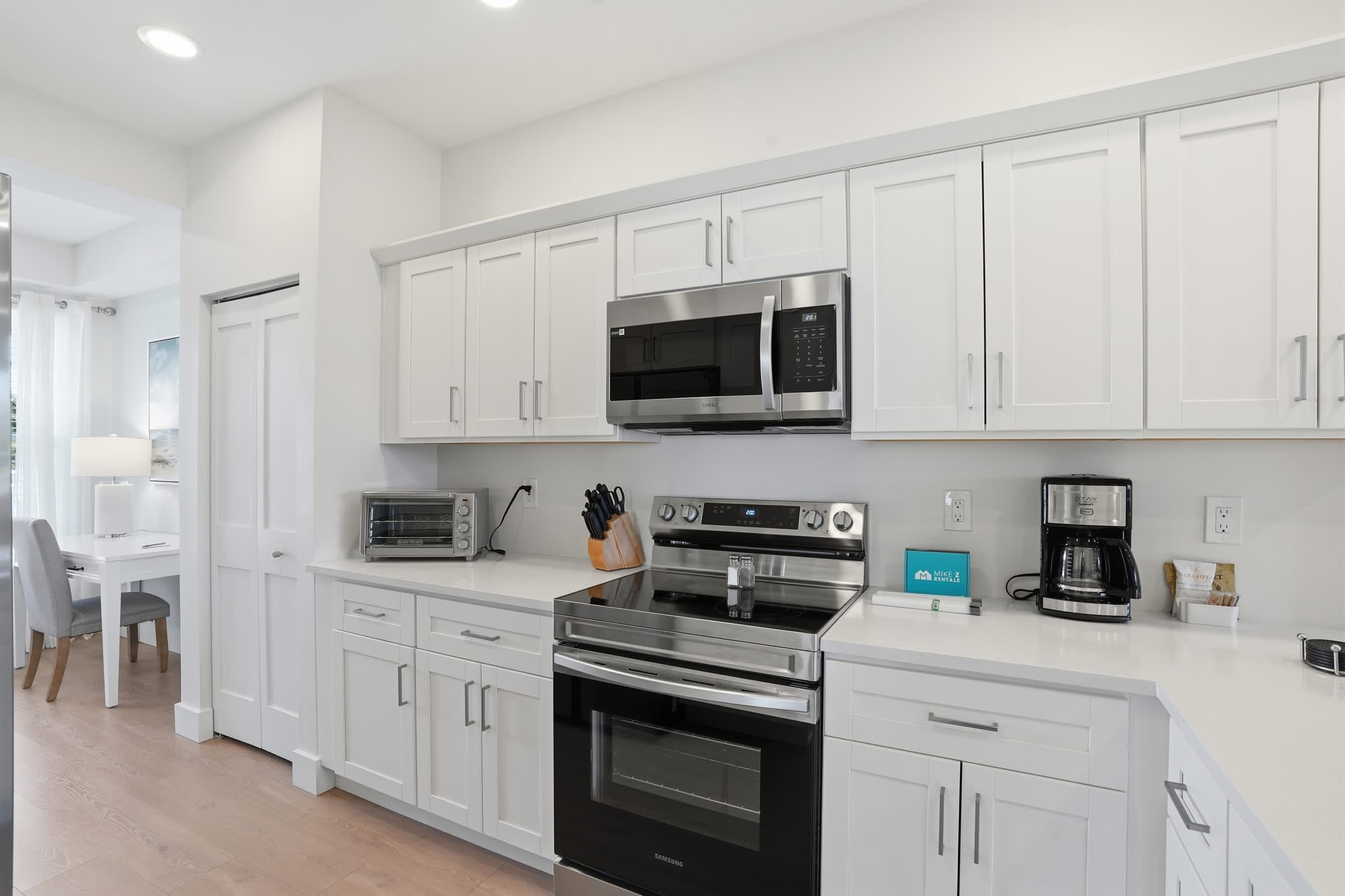 1516 Amazing Golf and Lake View in Luxury Villa | Photo 11