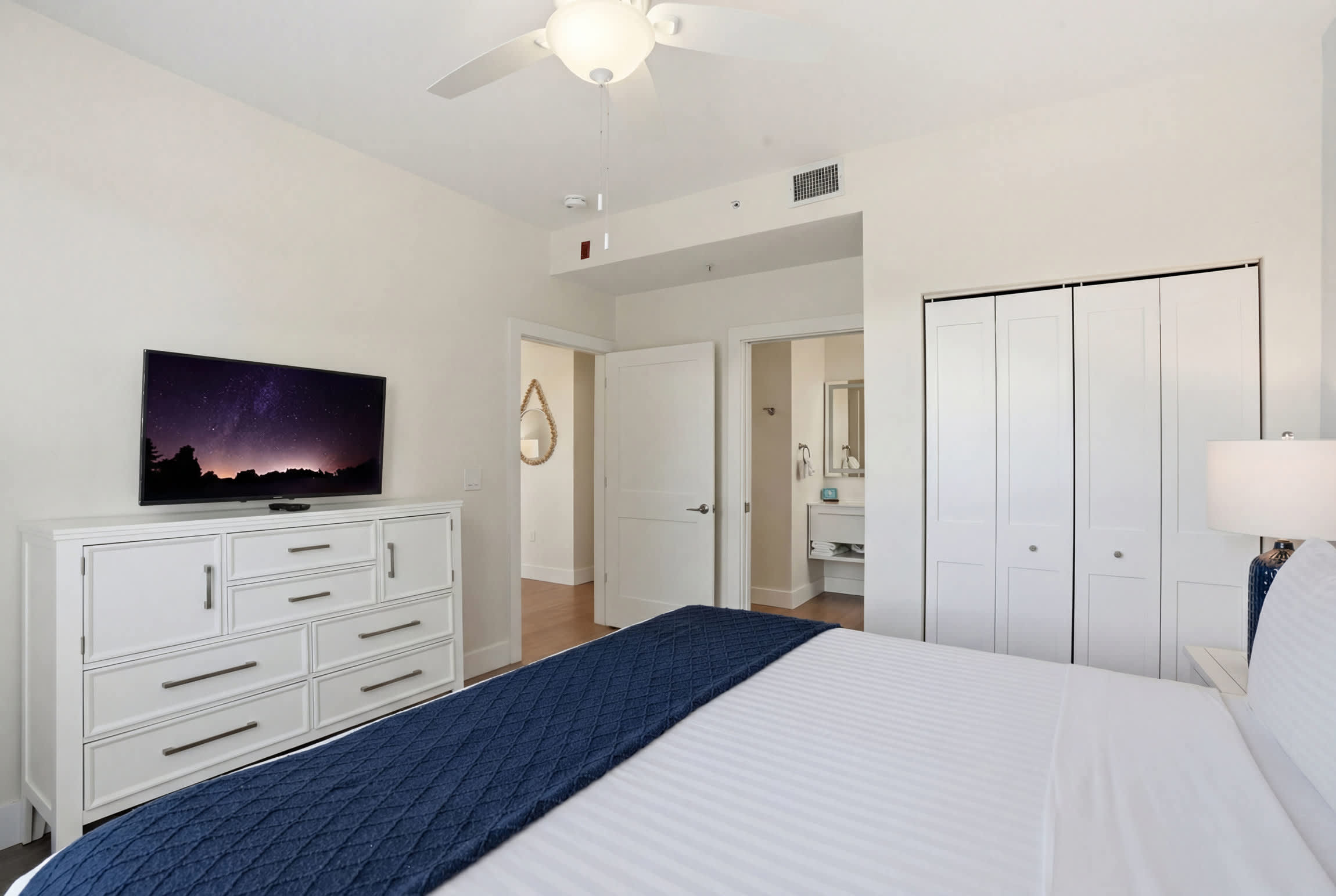 1516 Amazing Golf and Lake View in Luxury Villa | Photo 23