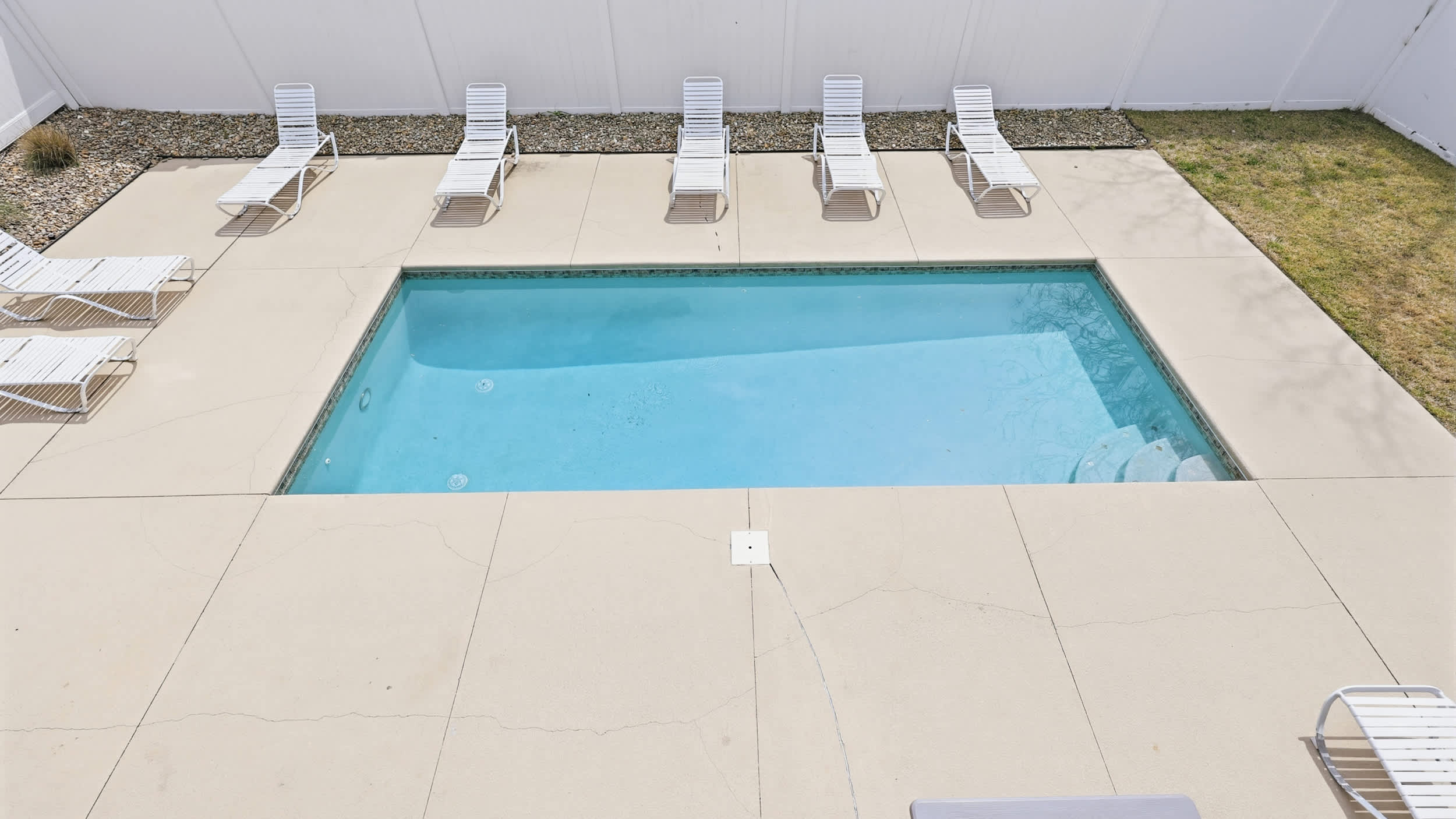 The Palm Luxury Beach House w Pool and Game Room