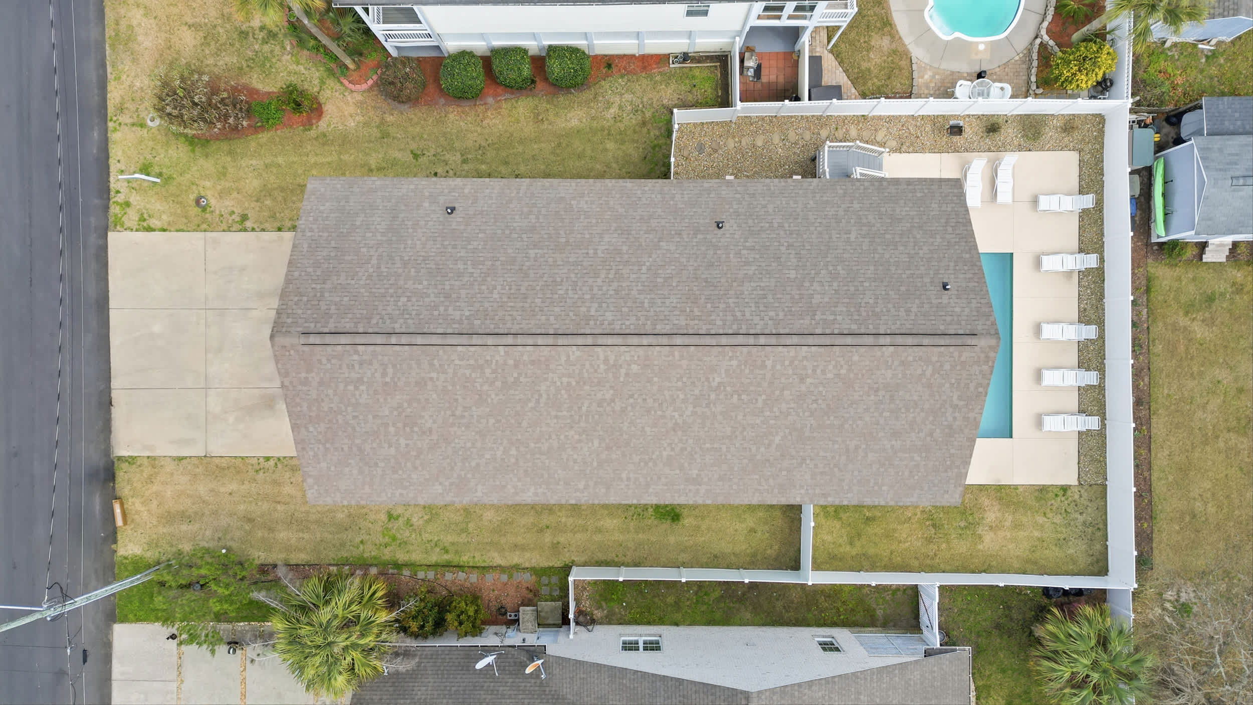 The Palm Luxury Beach House w Pool and Game Room