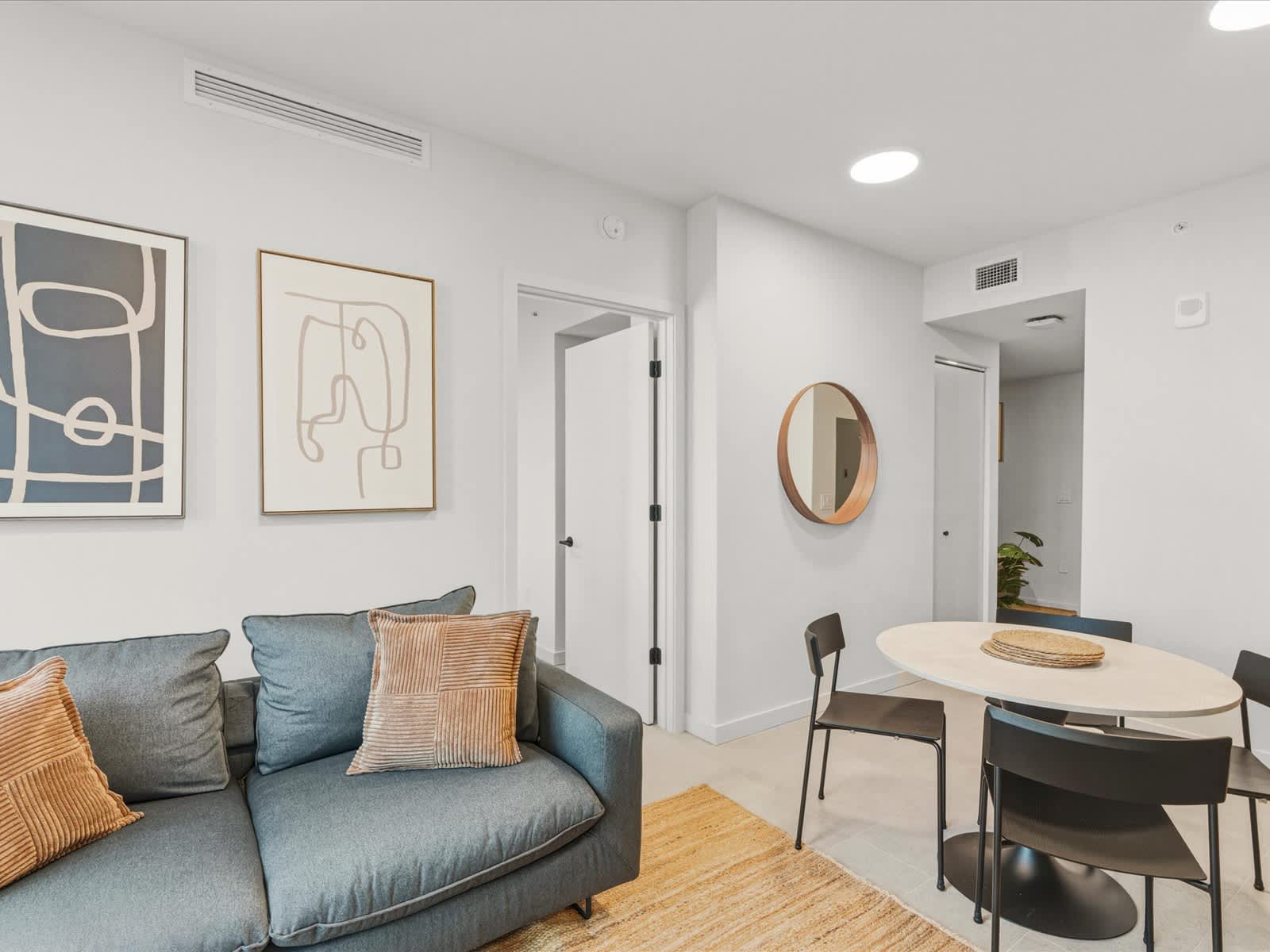 FIFA Fan Fest Walk | Sleek 1BR+Den | Pool/ Cinema