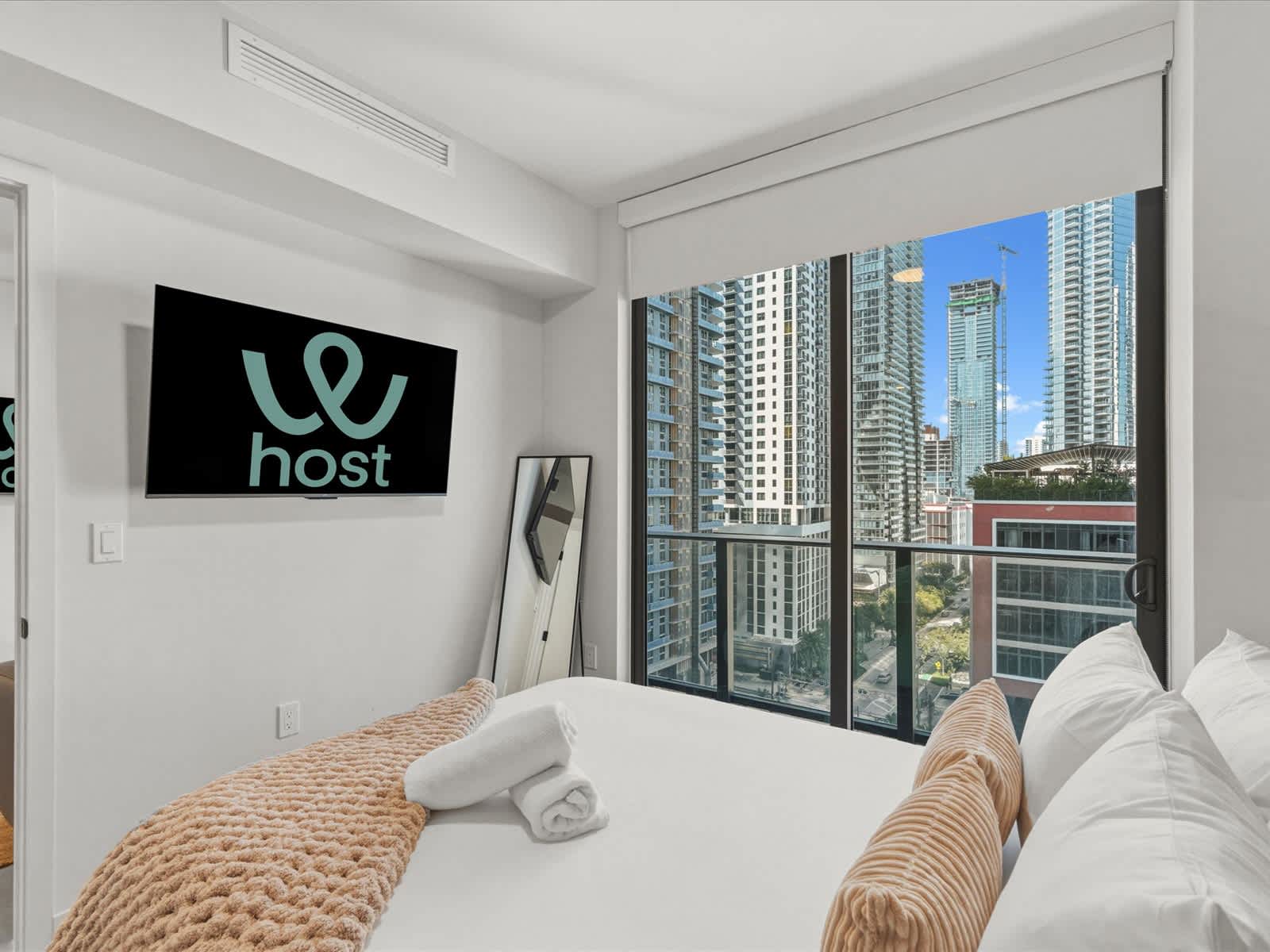 FIFA Fan Fest Walk | Sleek 1BR+Den | Pool/ Cinema