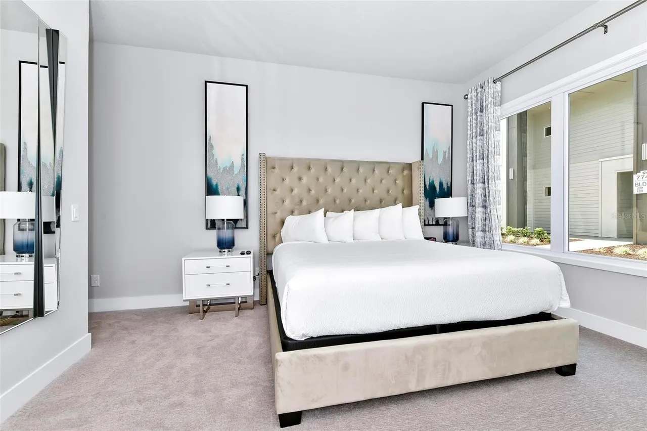 Luxury condo near Disney with pool!