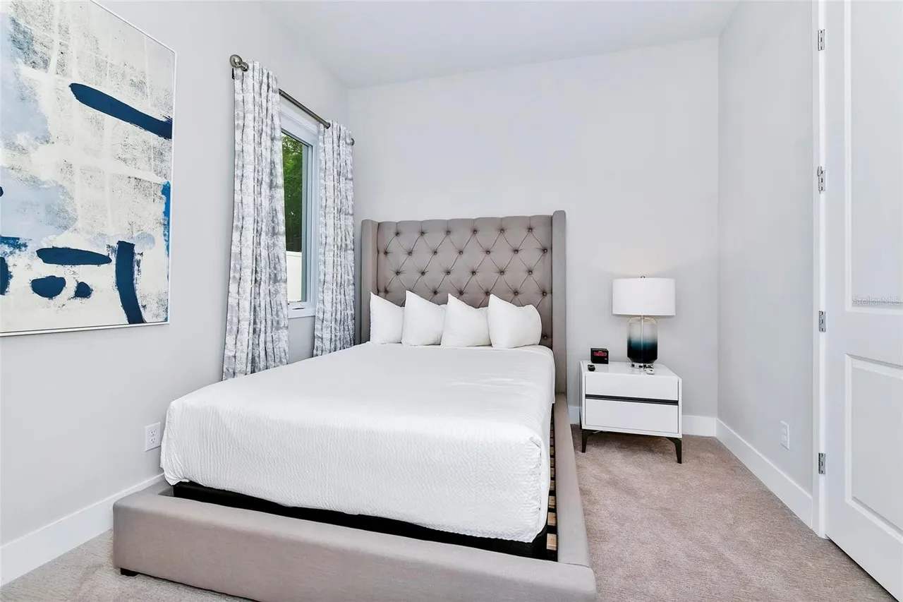 Luxury condo near Disney with pool!