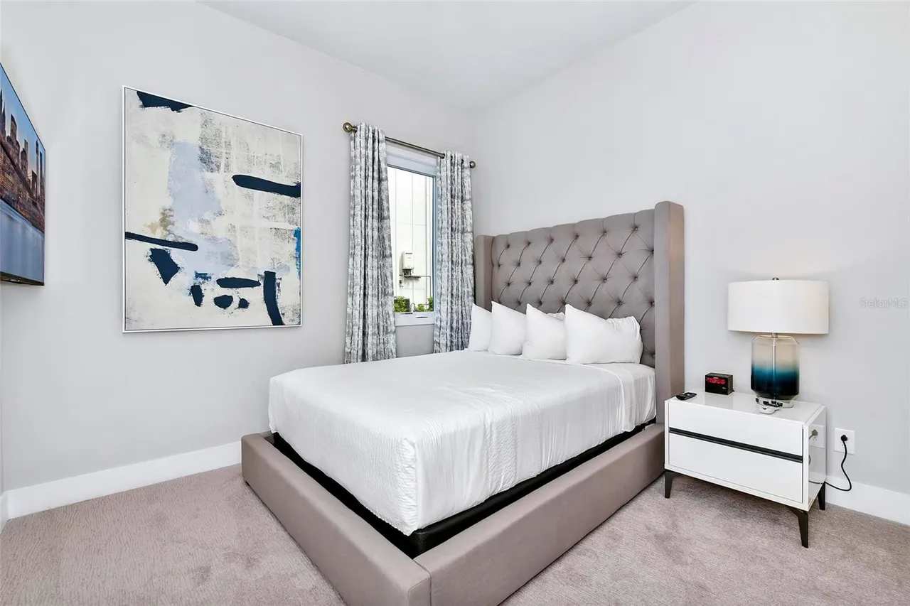 Luxury condo near Disney with pool!