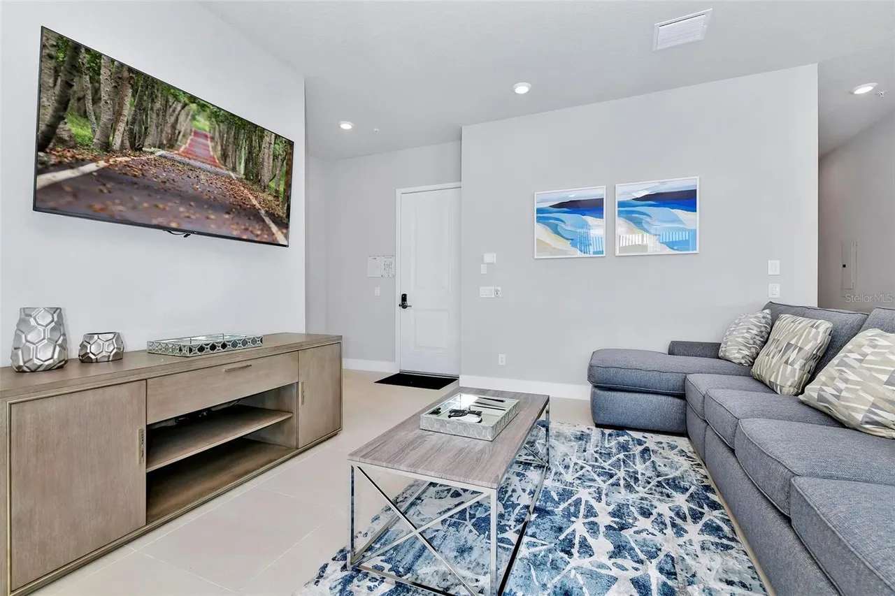 Luxury condo near Disney with pool!