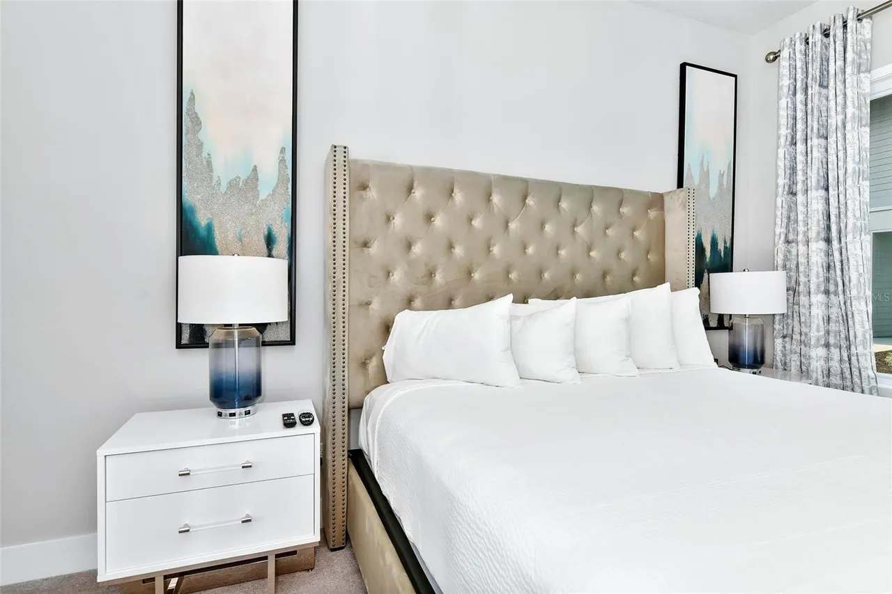 Luxury condo near Disney with pool!