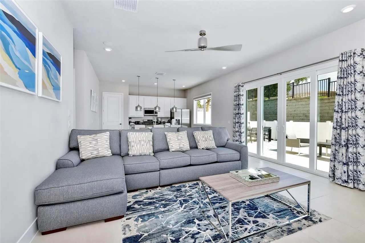 Luxury condo near Disney with pool!